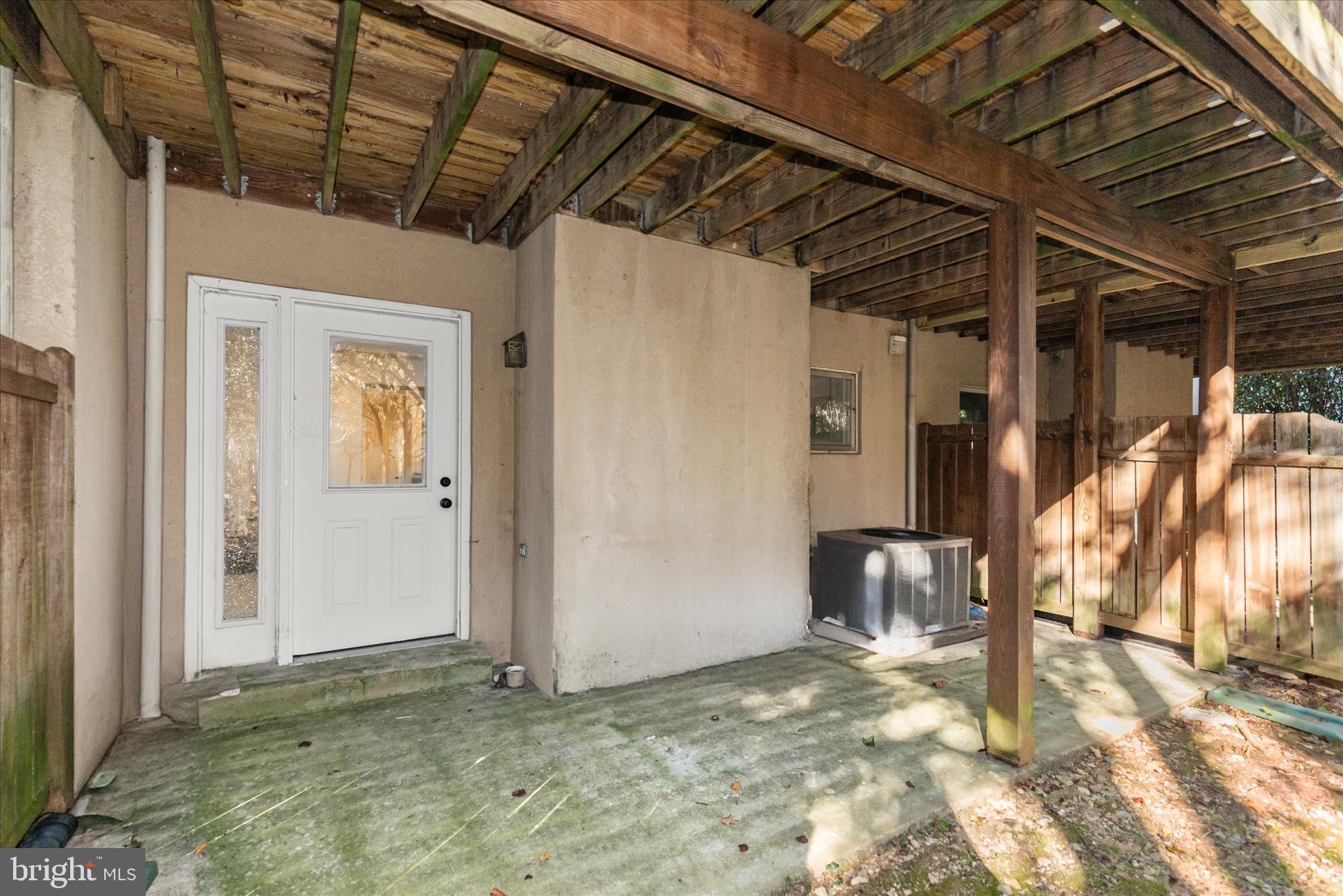 HOMELAND SOUTHWAY - Residential