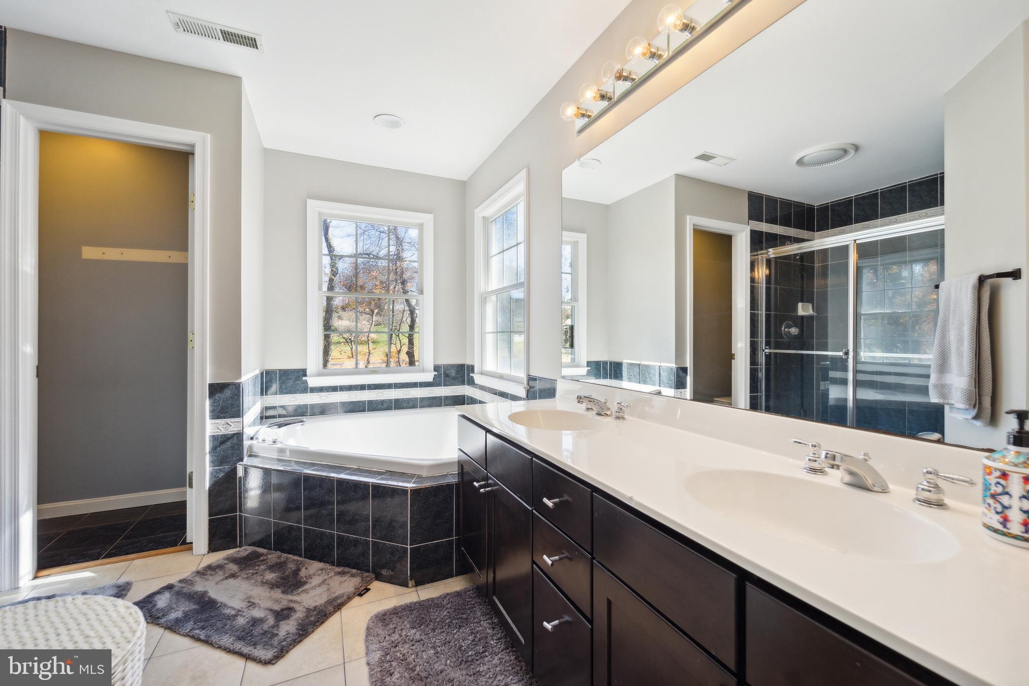 WEST OAK FIELDS - Residential