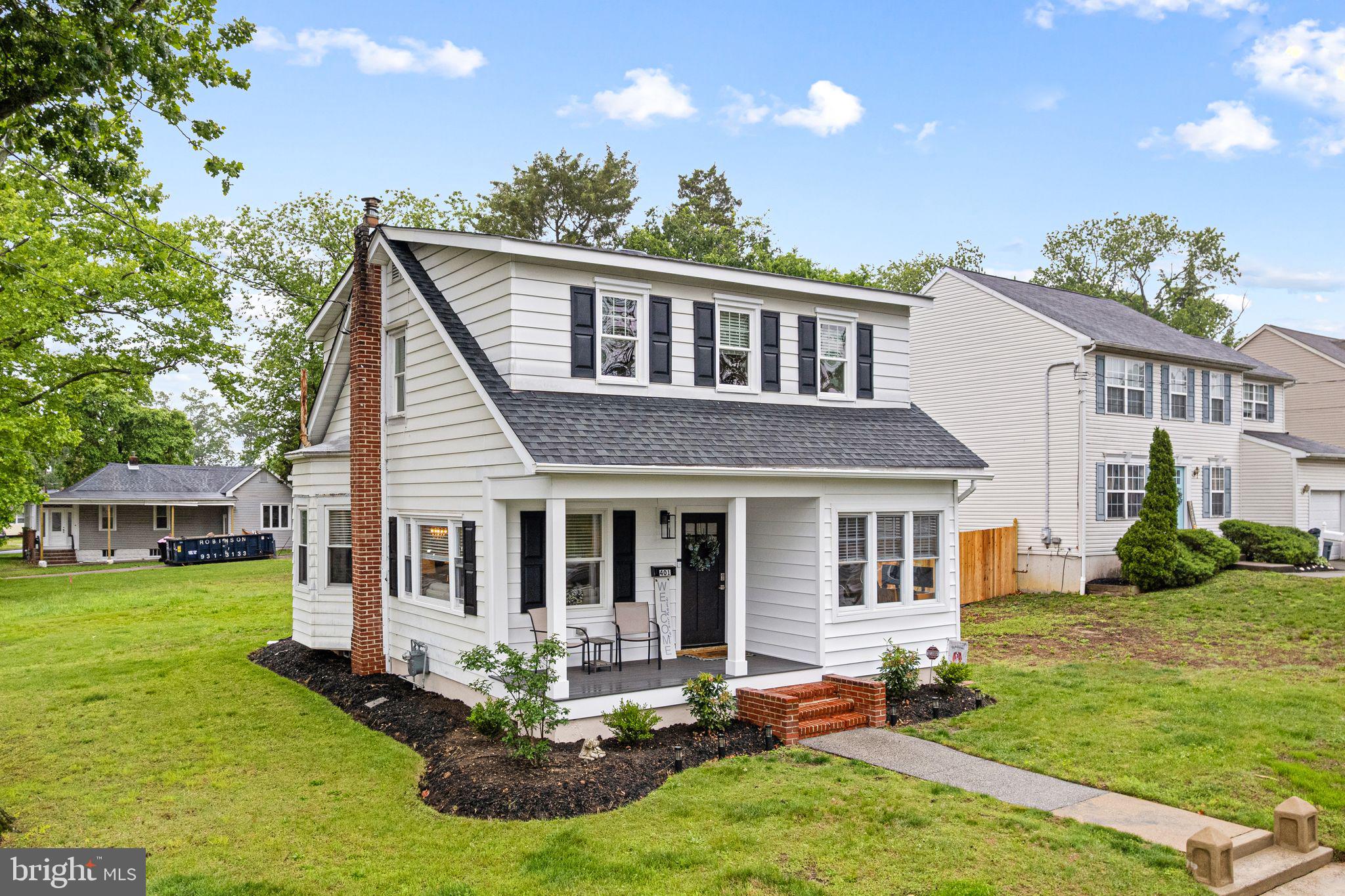 401 WOODLAND AVENUE