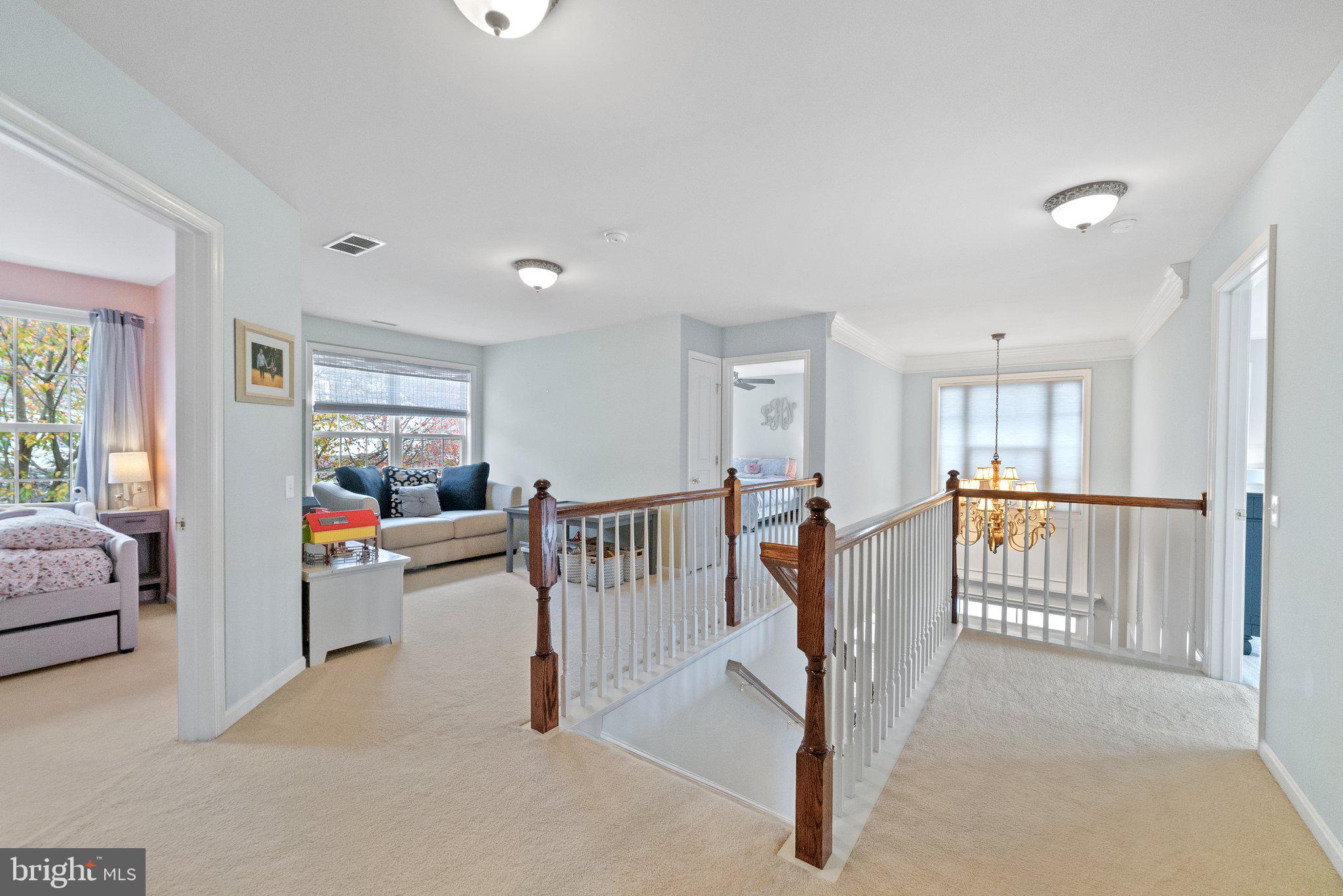 WINDSOR RIDGE - Residential