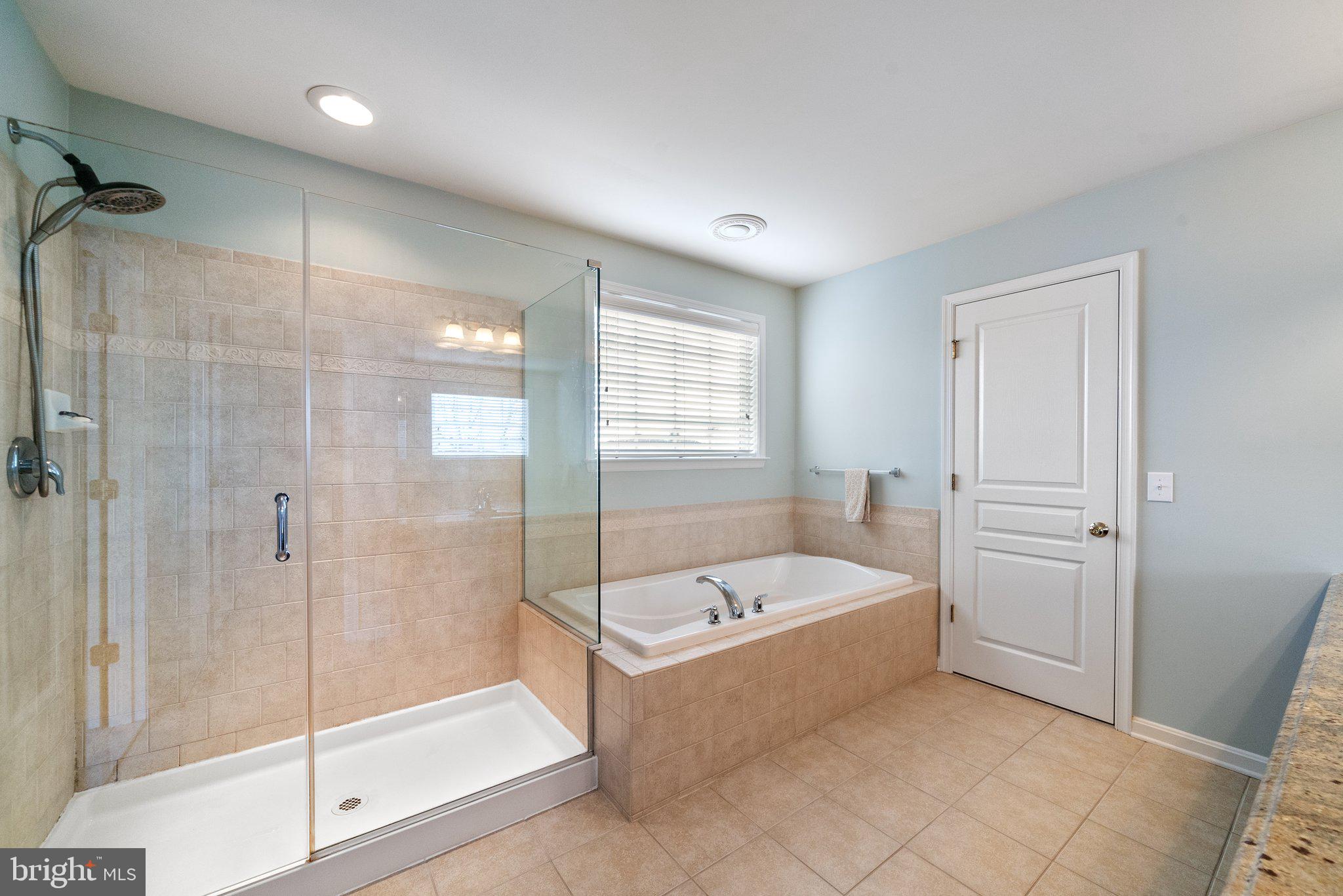 WINDSOR RIDGE - Residential