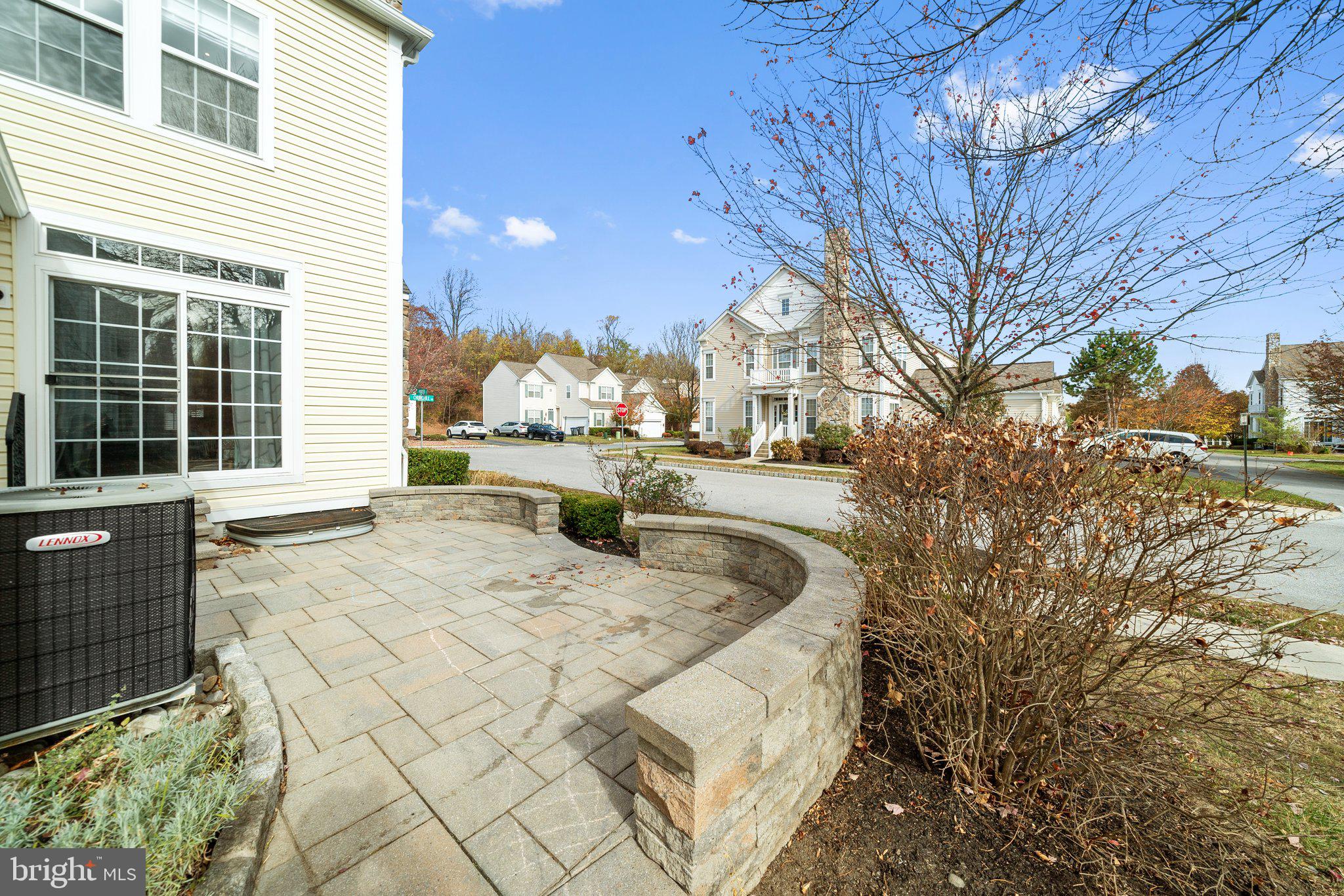 WINDSOR RIDGE - Residential