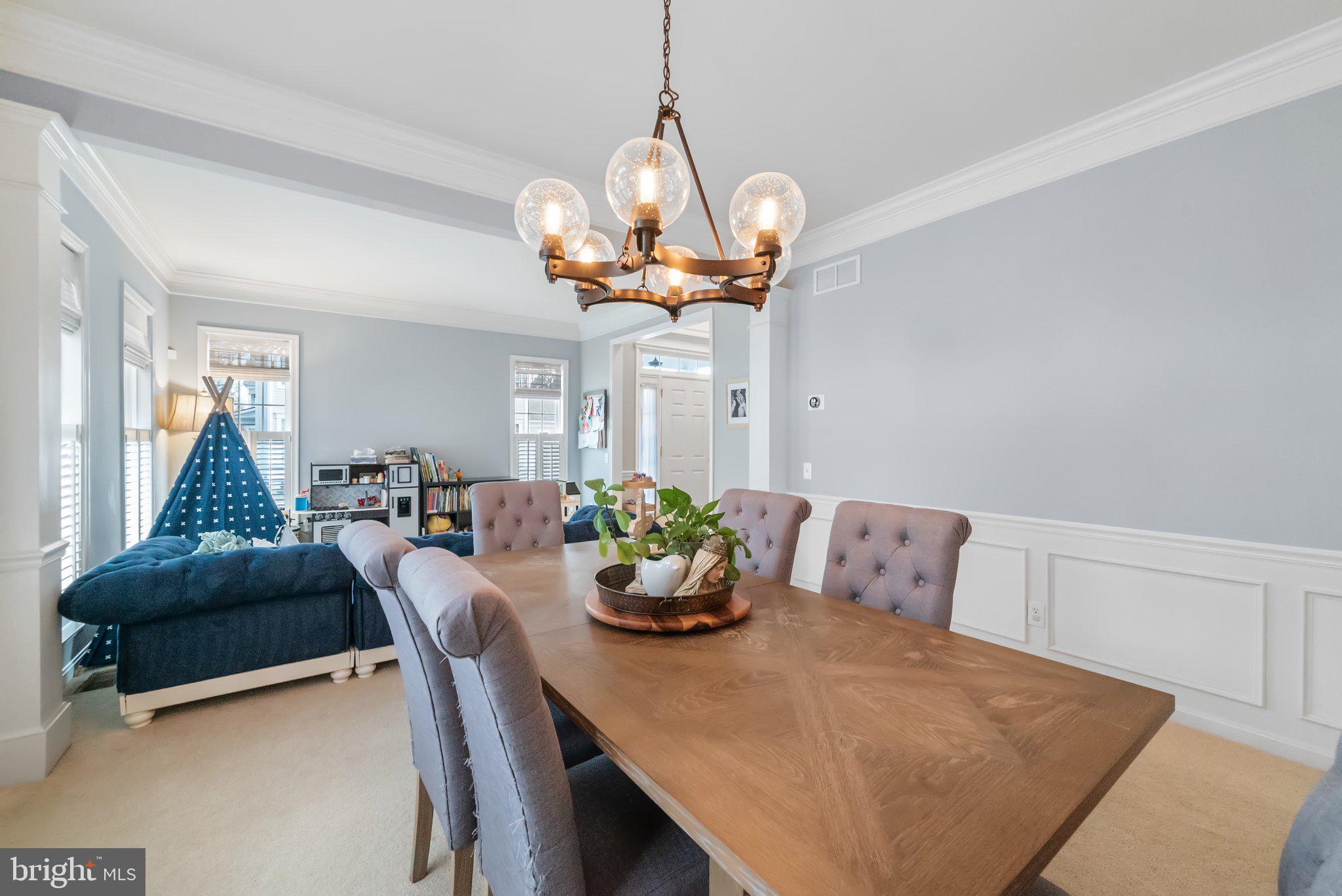 WINDSOR RIDGE - Residential