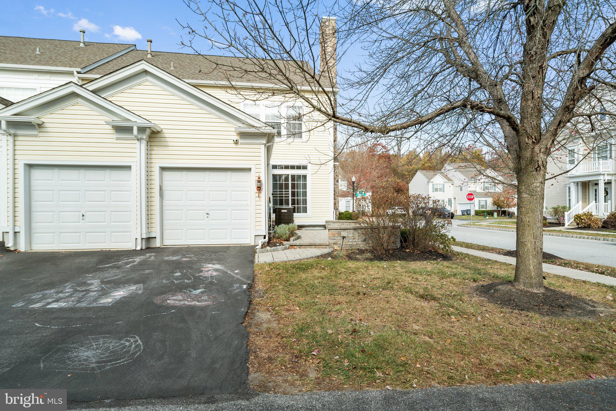 WINDSOR RIDGE - Residential