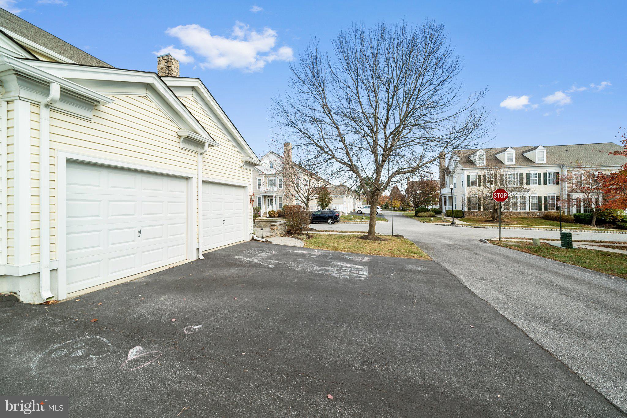 WINDSOR RIDGE - Residential
