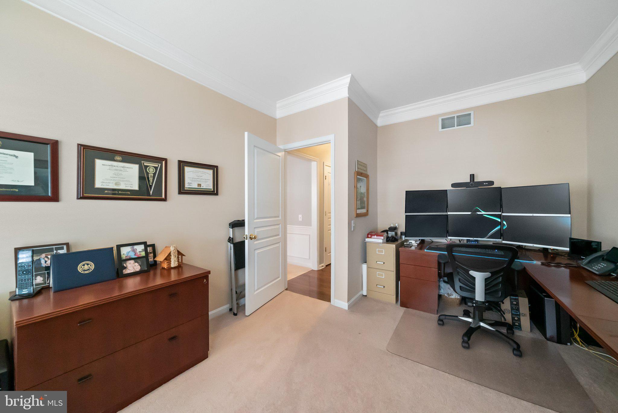 WINDSOR RIDGE - Residential