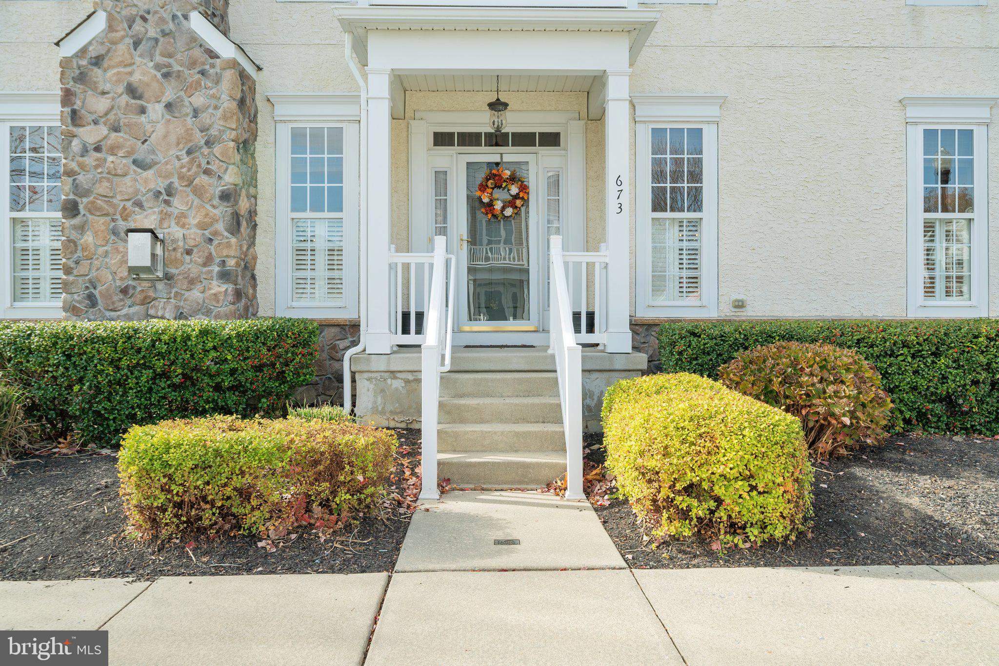 WINDSOR RIDGE - Residential