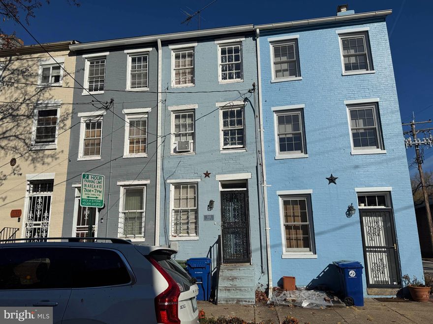ONLINE REAL ESTATE AUCTION TO THE HIGHEST BIDDER OVER $100,000!! Online Bidding Opens - Tuesday, January 6, 2026. Bidding Closes - Thursday, January 8, 2026 at 12:30 PM. List price is opening bid only.  Three story townhome in an historic neighborhood of Baltimore City. Investors have the choice of doing minor cosmetic upgrades and renting the home or doing a more comprehensive renovation and reselling the house. Surrounded by museums, parks and major employers, this property will be coveted by both renters and homeowners.
