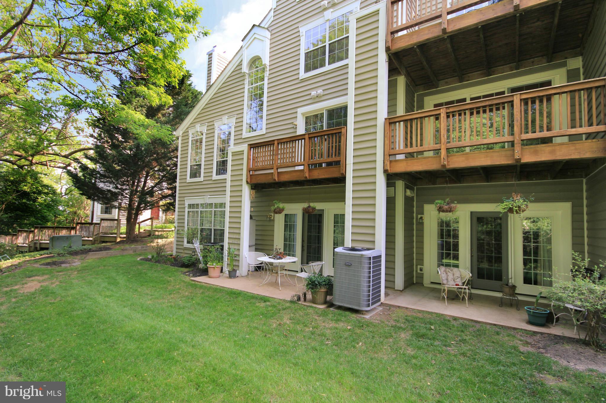 OCCOQUAN POINTE CONDO - Residential