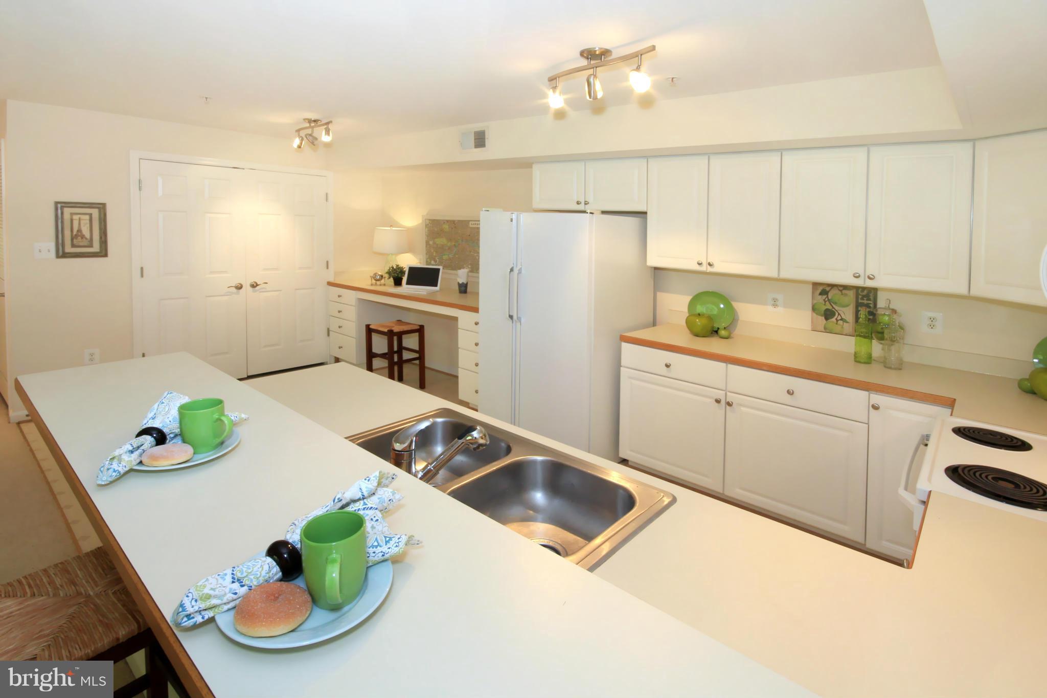 OCCOQUAN POINTE CONDO - Residential