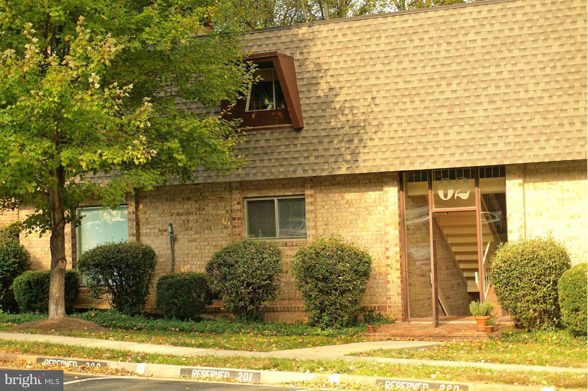 VANTAGE HILL - Residential