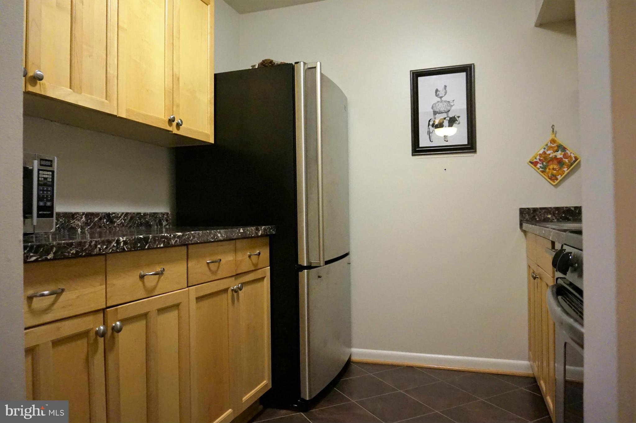 VANTAGE HILL - Residential