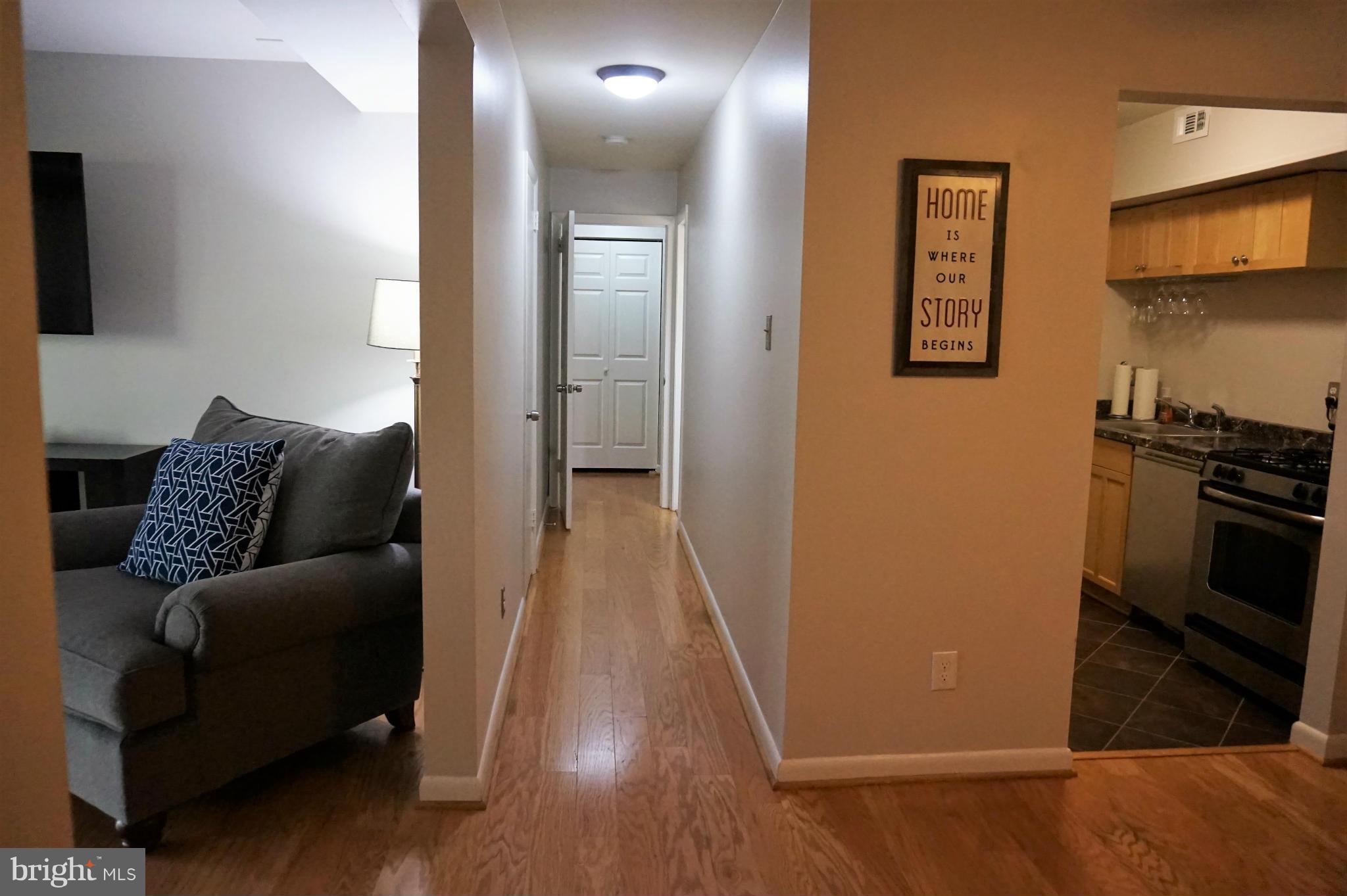 VANTAGE HILL - Residential