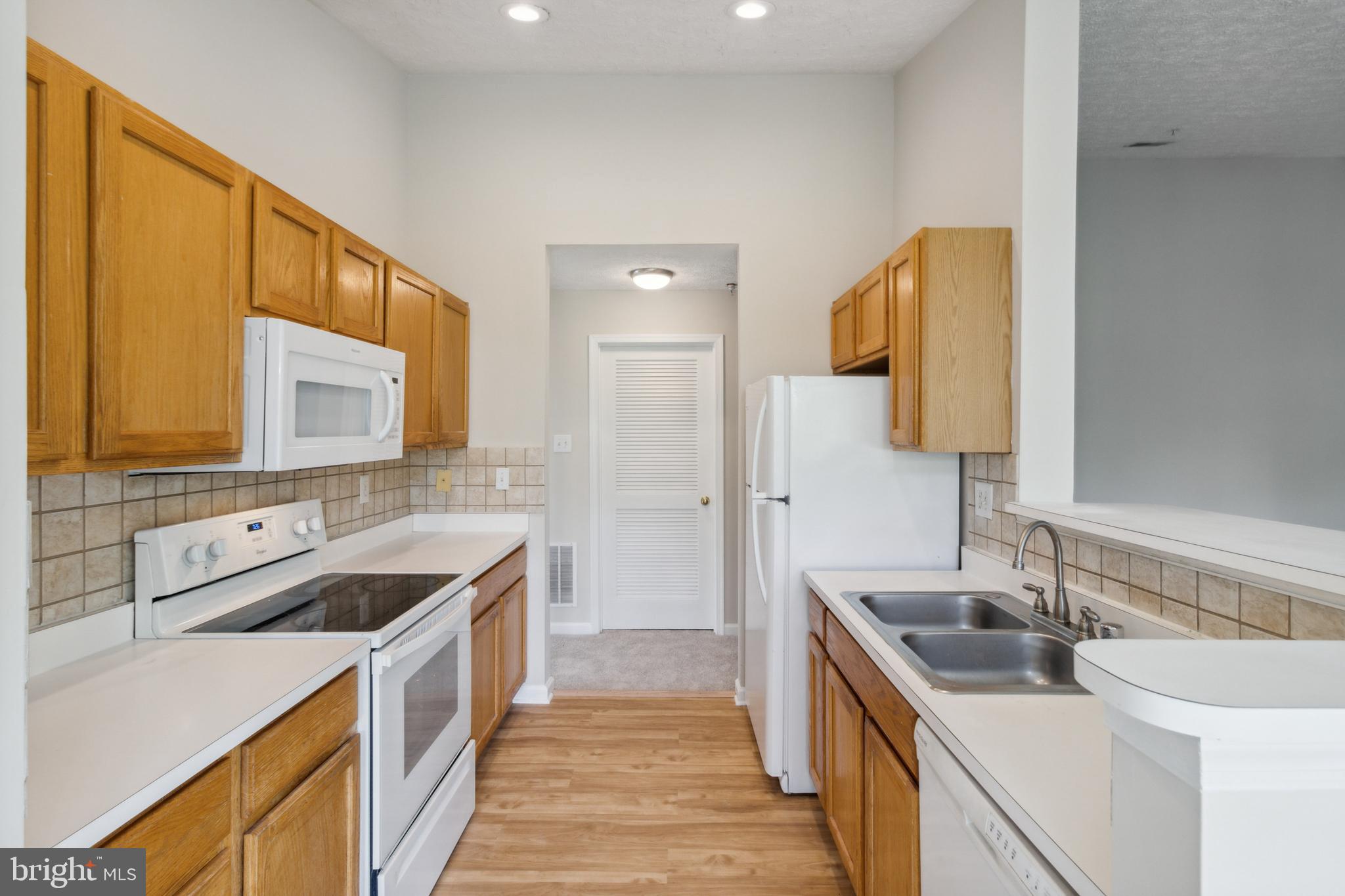 RIDERS RIDGE - Residential