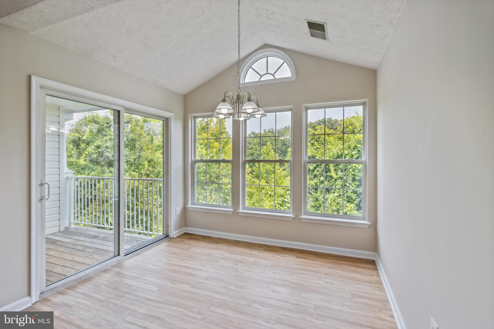 RIDERS RIDGE - Residential