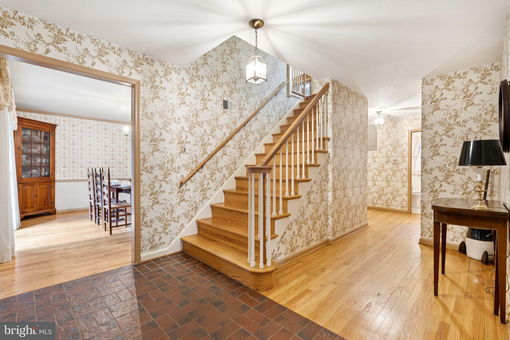 25 GOSHEN COURT
