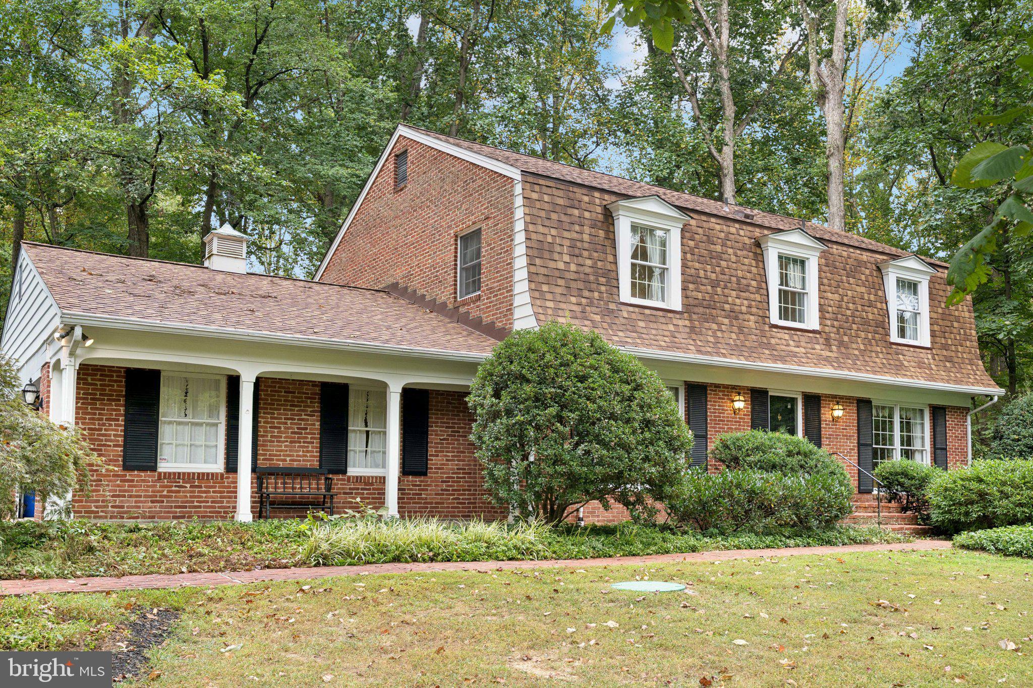 25 GOSHEN COURT
