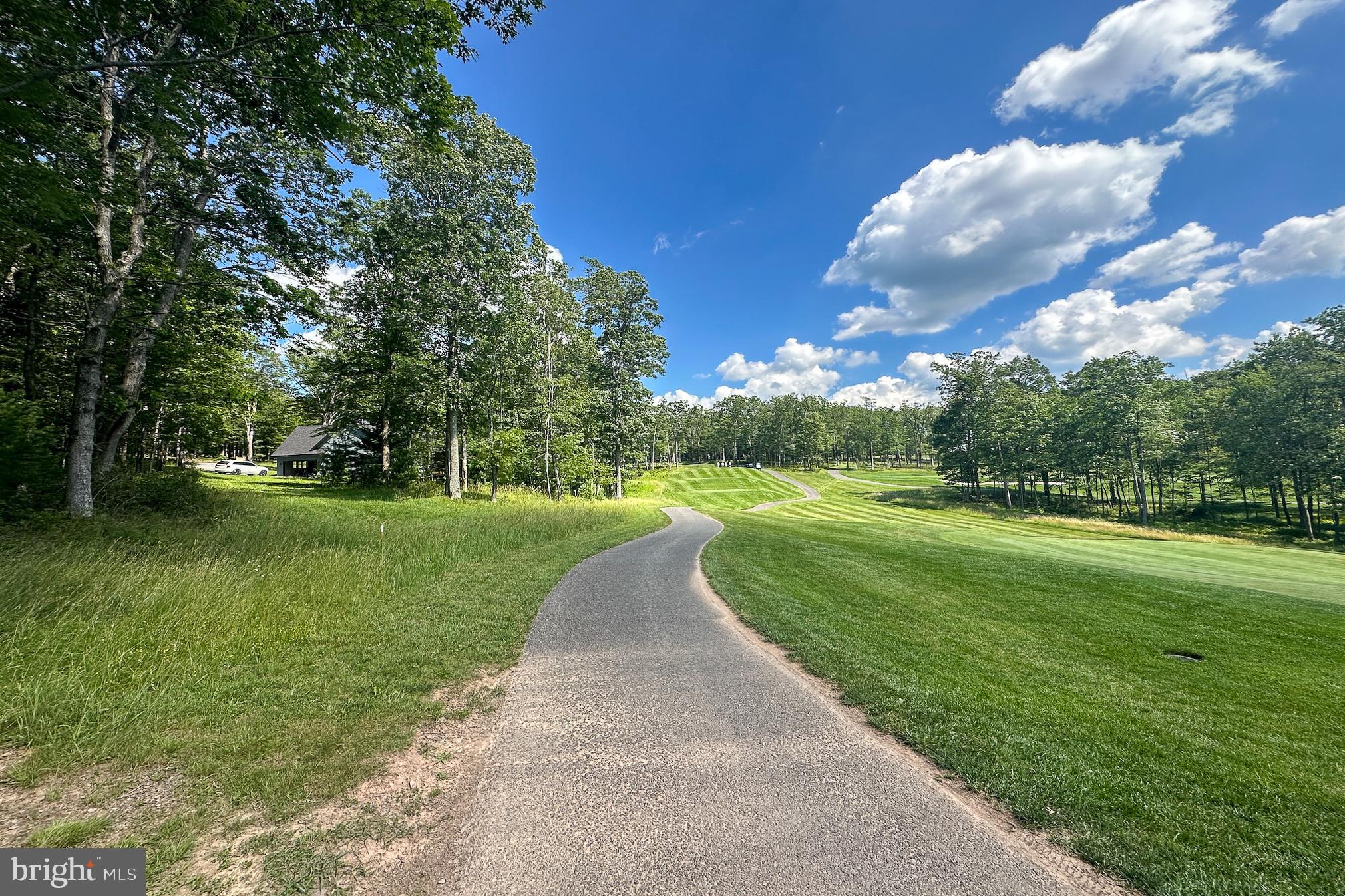 THOUSAND ACRES AT DCL - Land