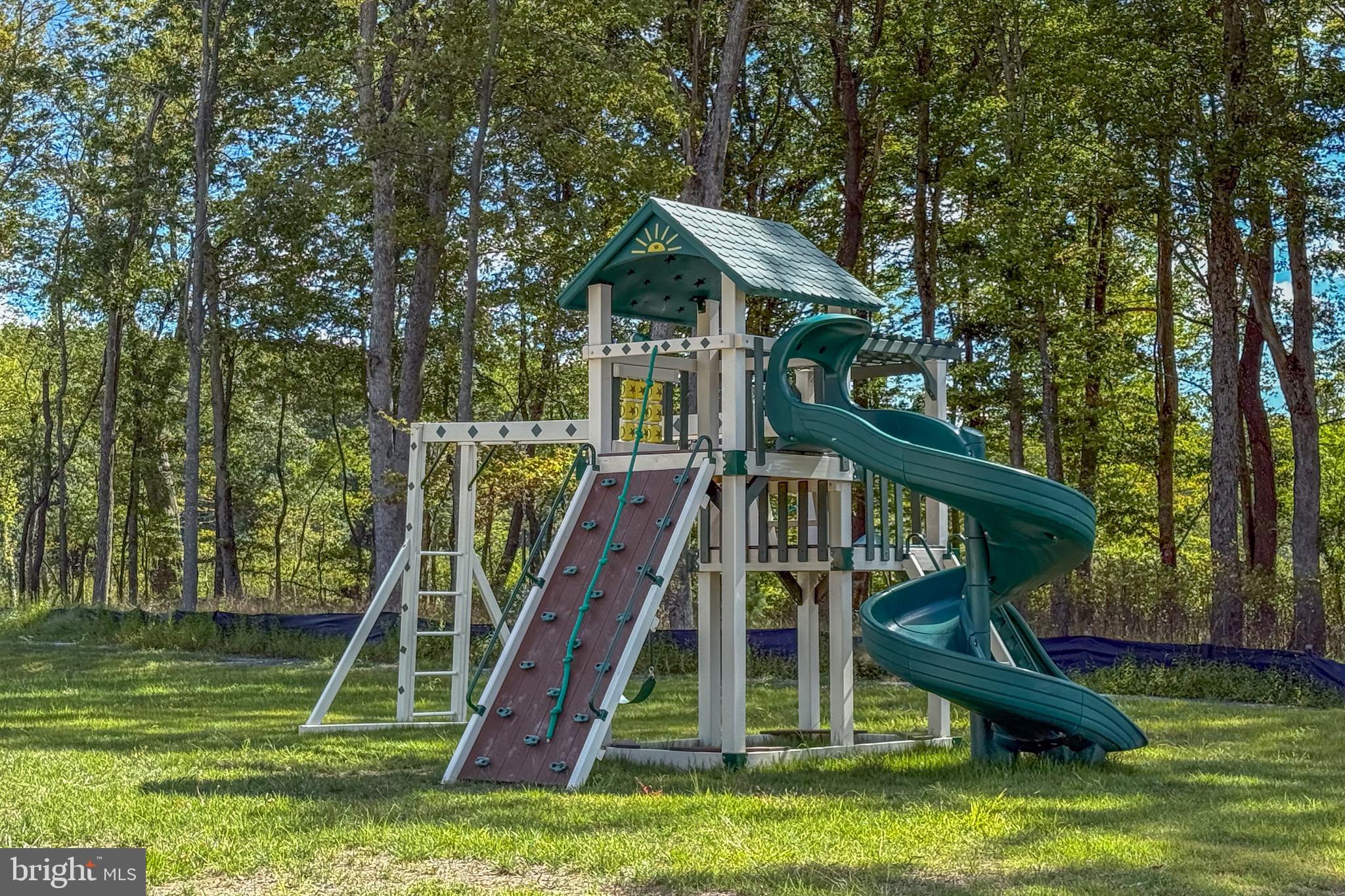 THOUSAND ACRES AT DCL - Land