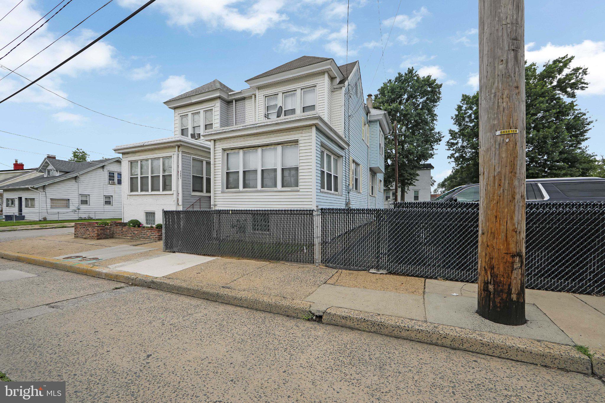 3403 RIVER ROAD