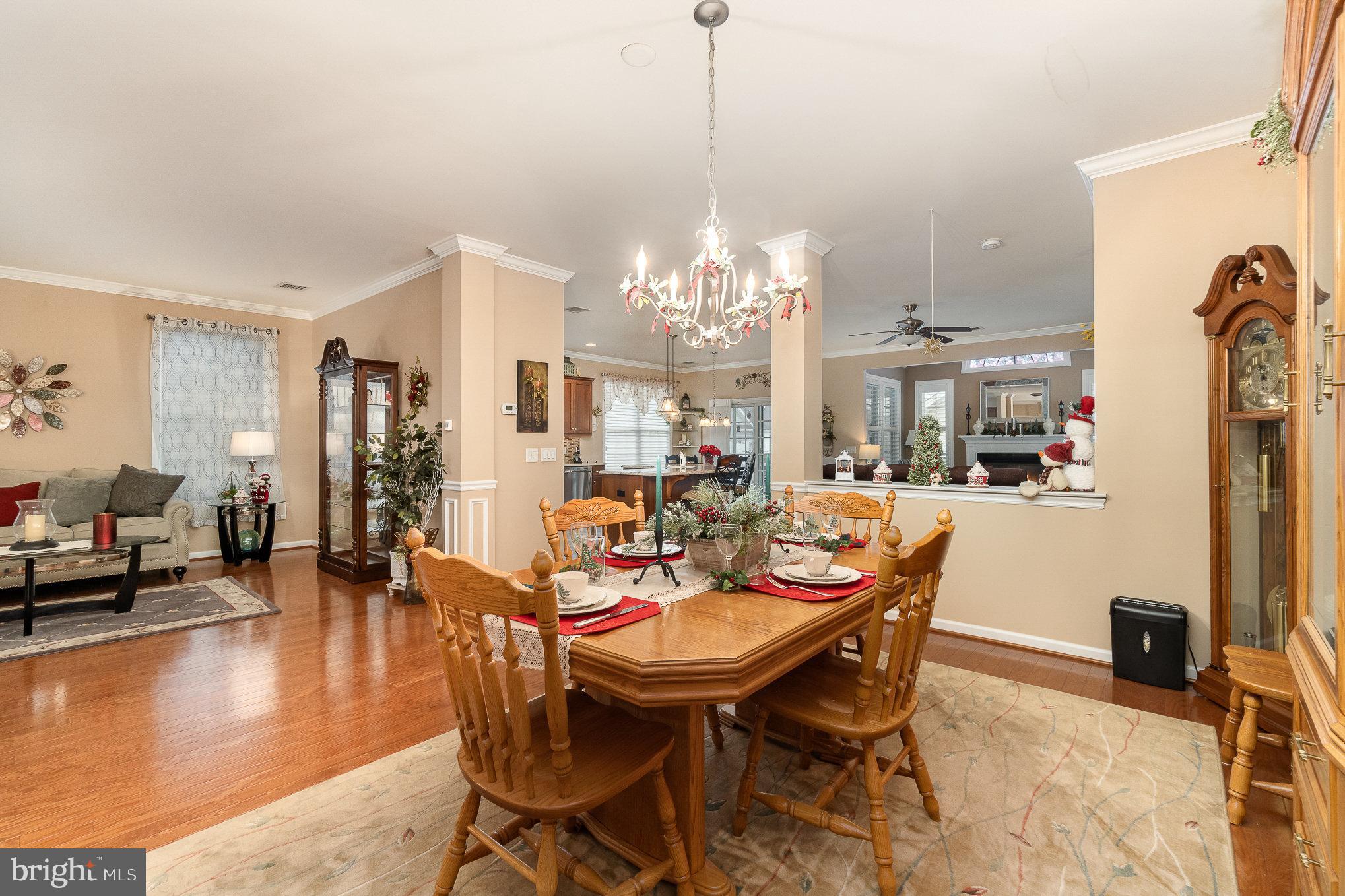 FOUR SEASONS AT ELM TREE - Residential