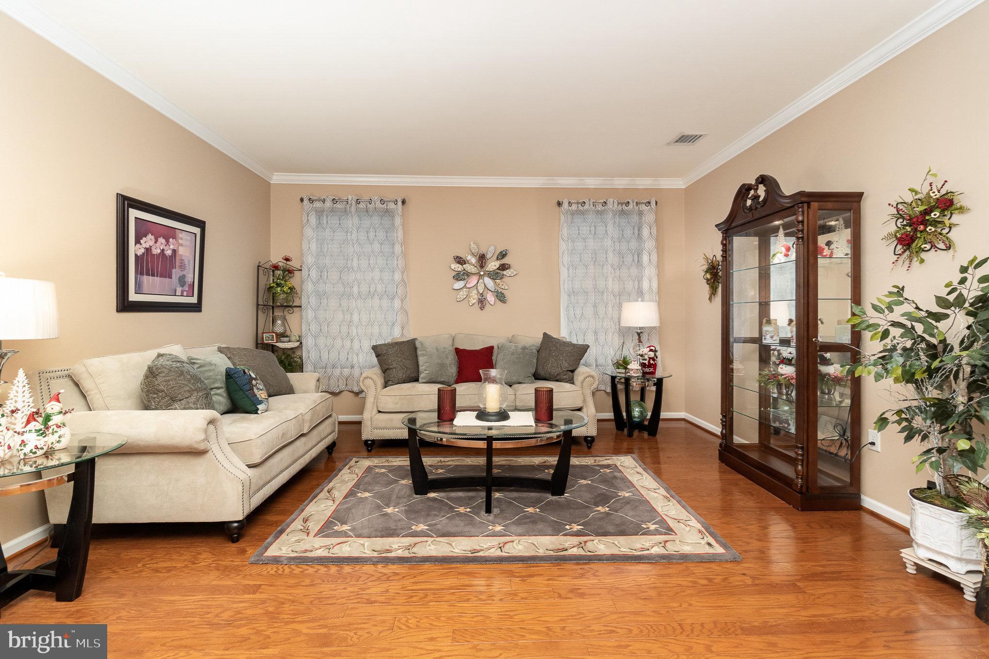 FOUR SEASONS AT ELM TREE - Residential