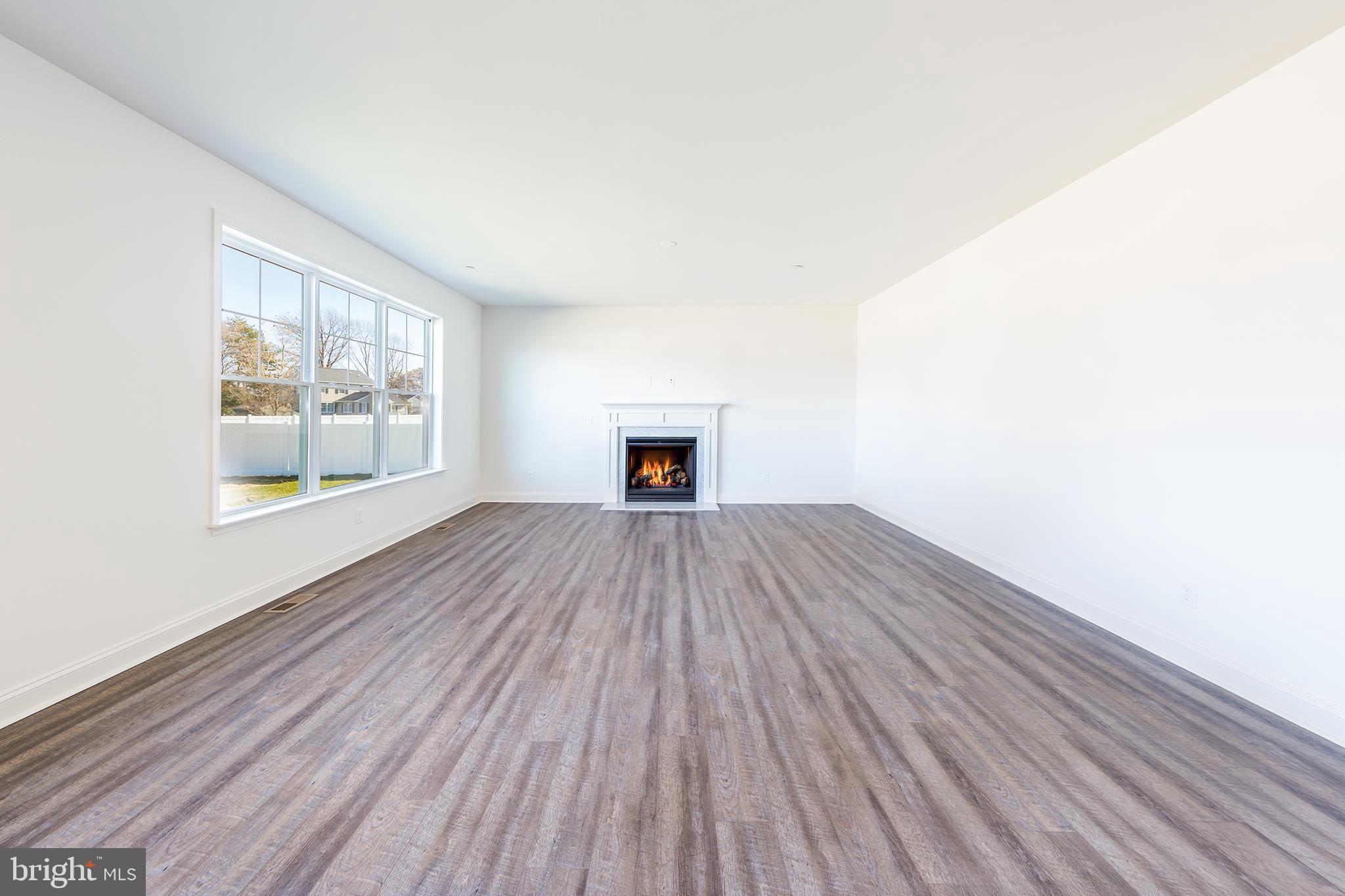 CLOVERFIELDS - Residential