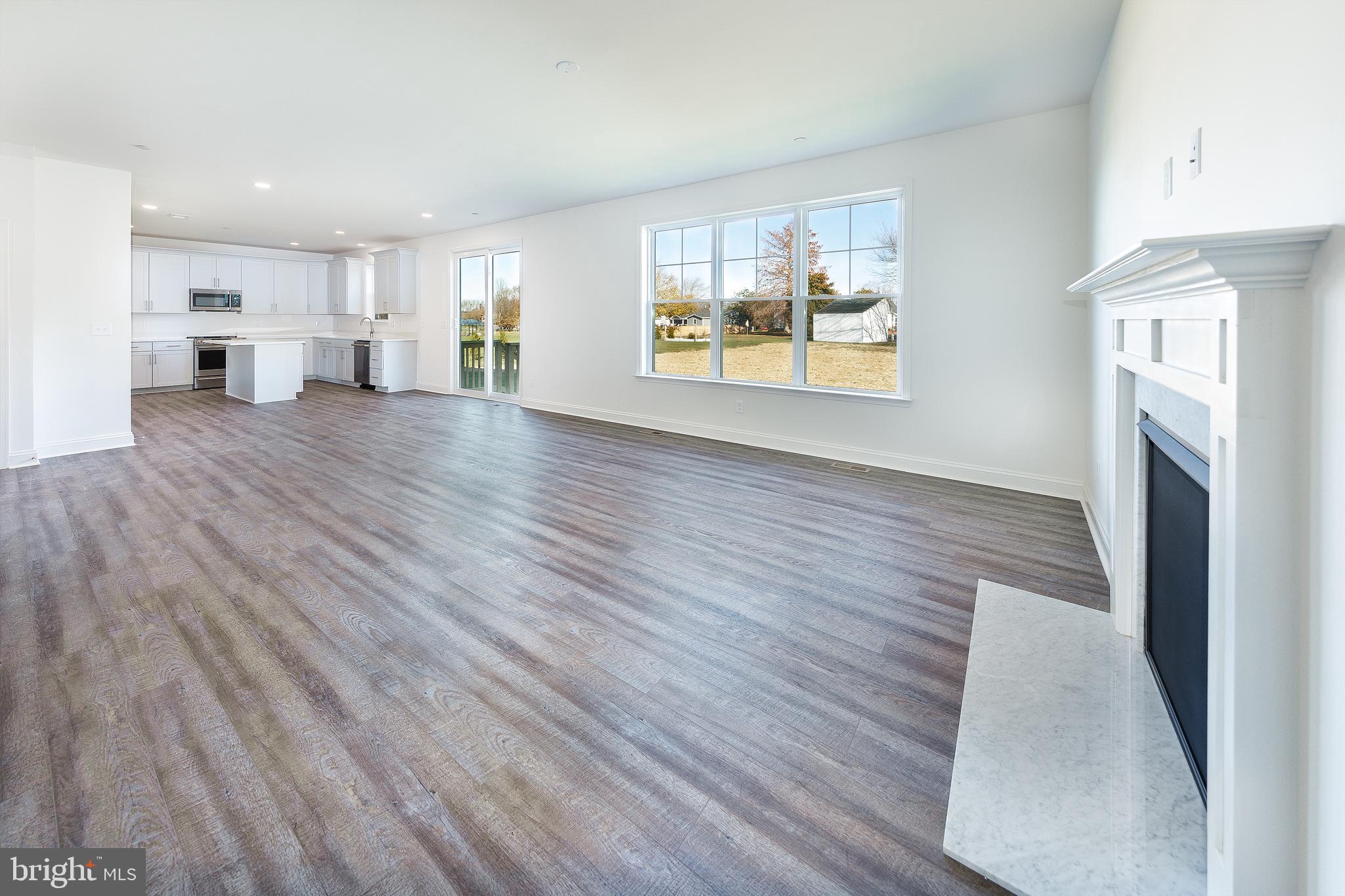 CLOVERFIELDS - Residential