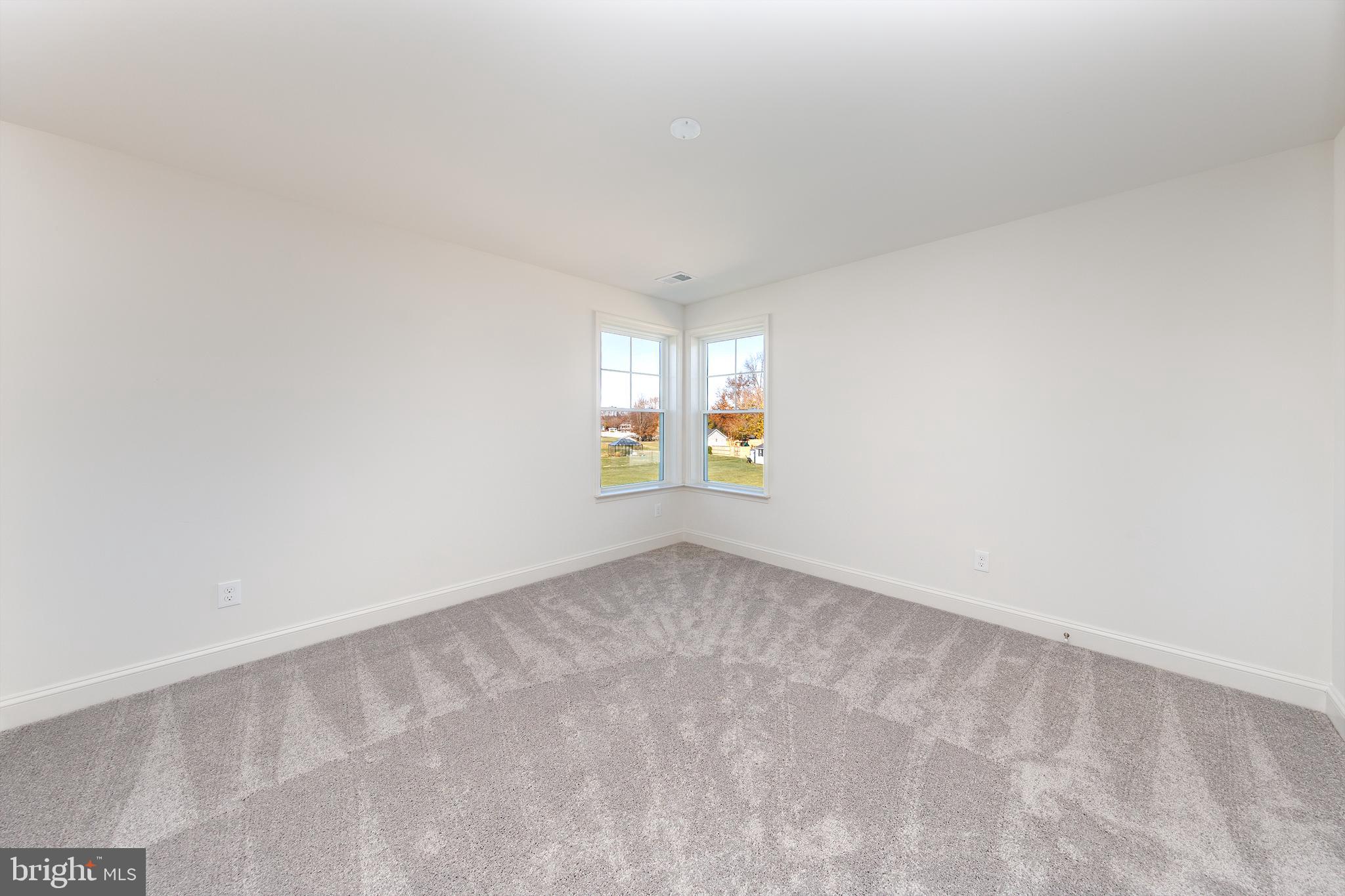 CLOVERFIELDS - Residential