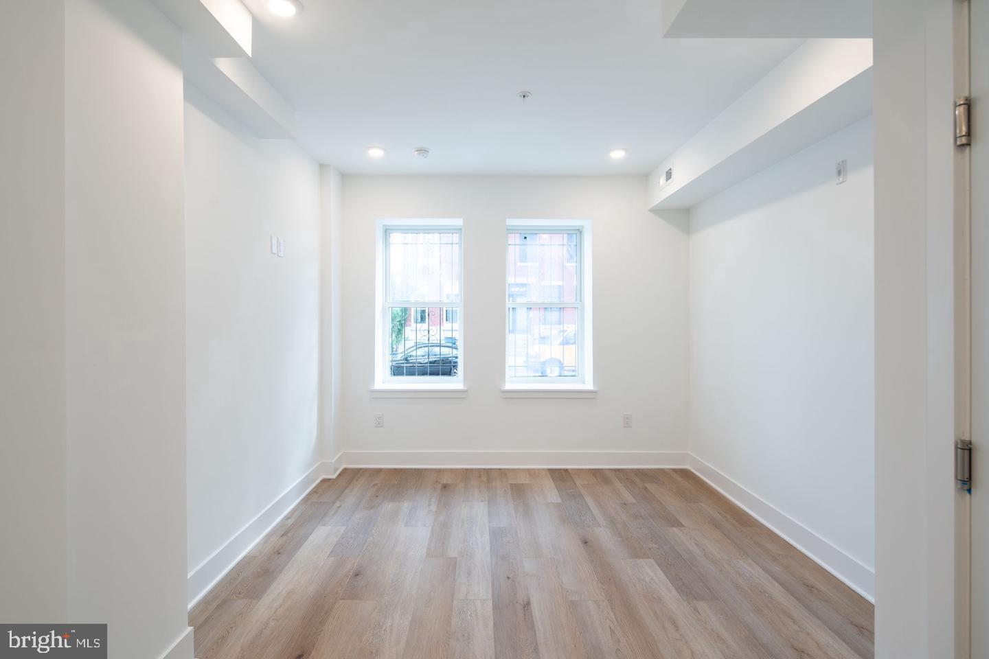 FRANCISVILLE - Residential Lease