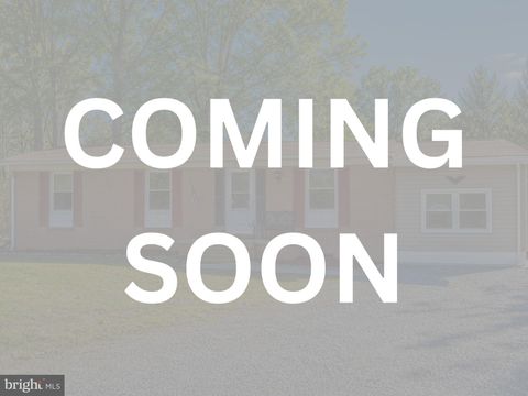 Homes For Sale - 22518 Garrison Drive<br/> Saint Marys County, CALIFORNIA, MD 20619