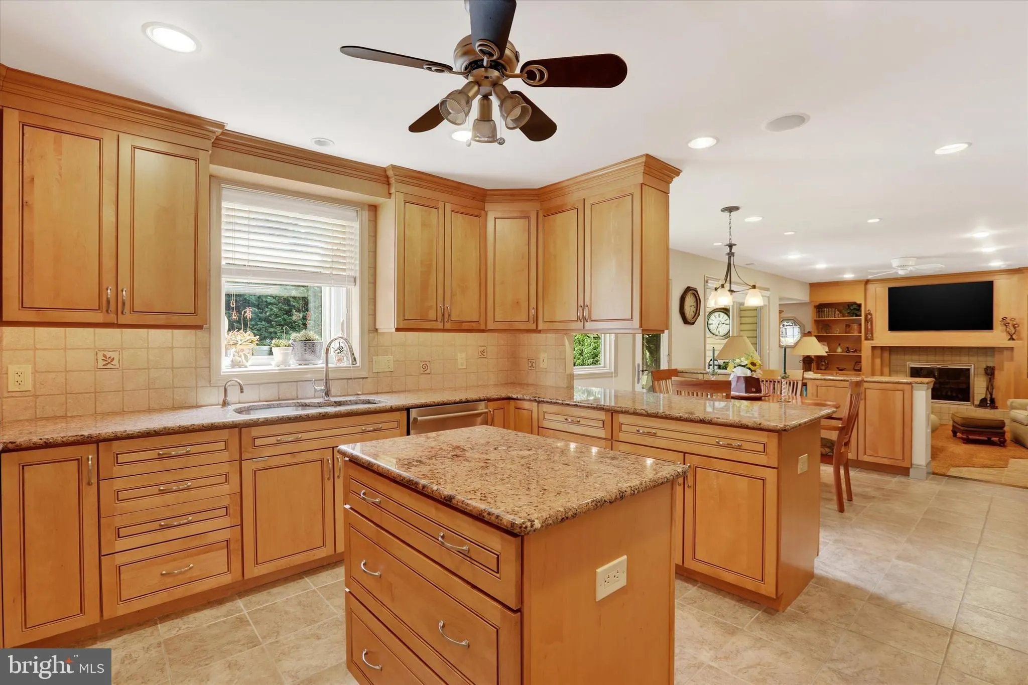 Yardley, Pennsylvania 19067, United States, 4 Bedrooms Bedrooms, ,4 BathroomsBathrooms,Residential,Active,168703