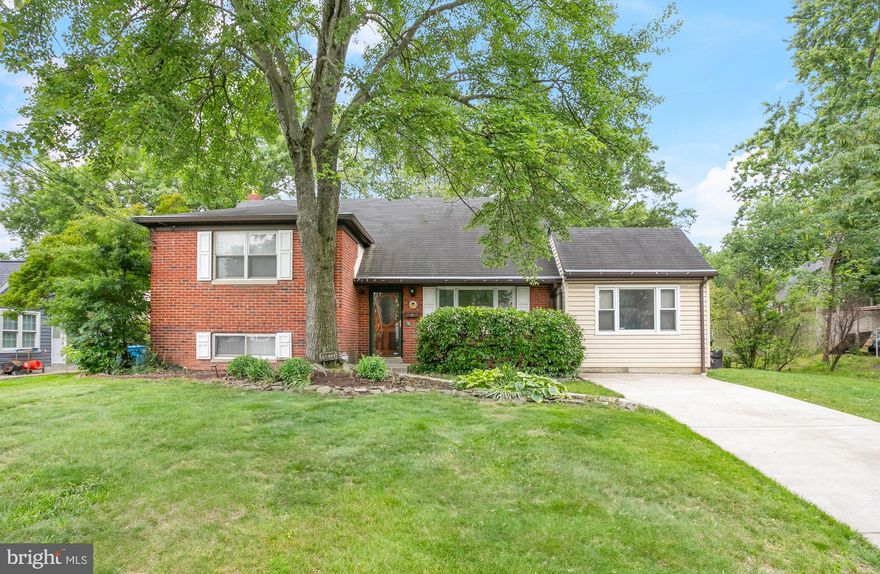 A 12-month lease is available beginning July 1st for this split-level home, which offers 4 bedrooms and 3 full bathrooms (two of the bathrooms were just renovated). The kitchen is equipped with stainless steel appliances and granite countertops.

One of the highlights of this residence is the screened porch, ideal for enjoying the outdoors comfortably in all seasons, along with a sizable back yard with a firepit. Additionally, the property features a unique Lounge completely separate from the house that's fully furnished and equipped with electricity, offering a perfect retreat for relaxation or hobbies.

Situated in a prime location, this home is just 0.6 miles or a quick 3-minute drive from the Virginia Railway Express (VRE), making your commute to Washington, D.C., seamless. Not to mention your minutes from Giant, Whole Foods, Trader Joe’s, Target, Springfield Town Center, Kingstowne Towne Center, Dave & Buster’s, Lake Accotink Park, Huntley Meadows Park, Newington Forest Community Center, Fort Belvoir, and National Harbor. Plus, you'll enjoy quick access to the Franconia-Springfield Metro Station, I-395, I-495, Old Keene Mill Road, Franconia-Springfield Parkway, and the Fairfax County Parkway.

Schedule your private tour today and see this wonderful home for yourself!