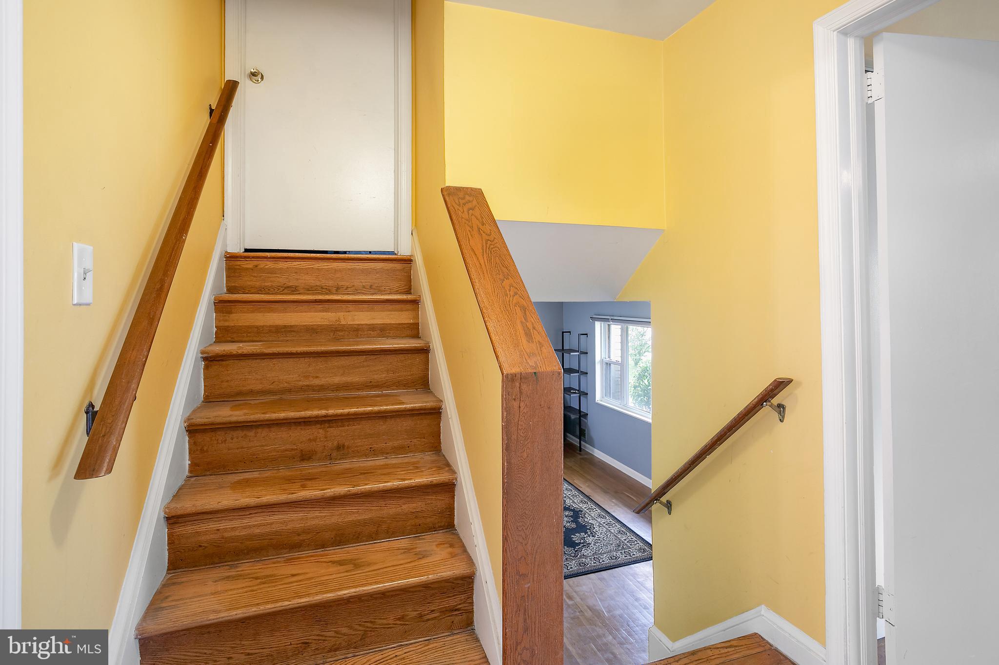 LYNBROOK - Residential Lease