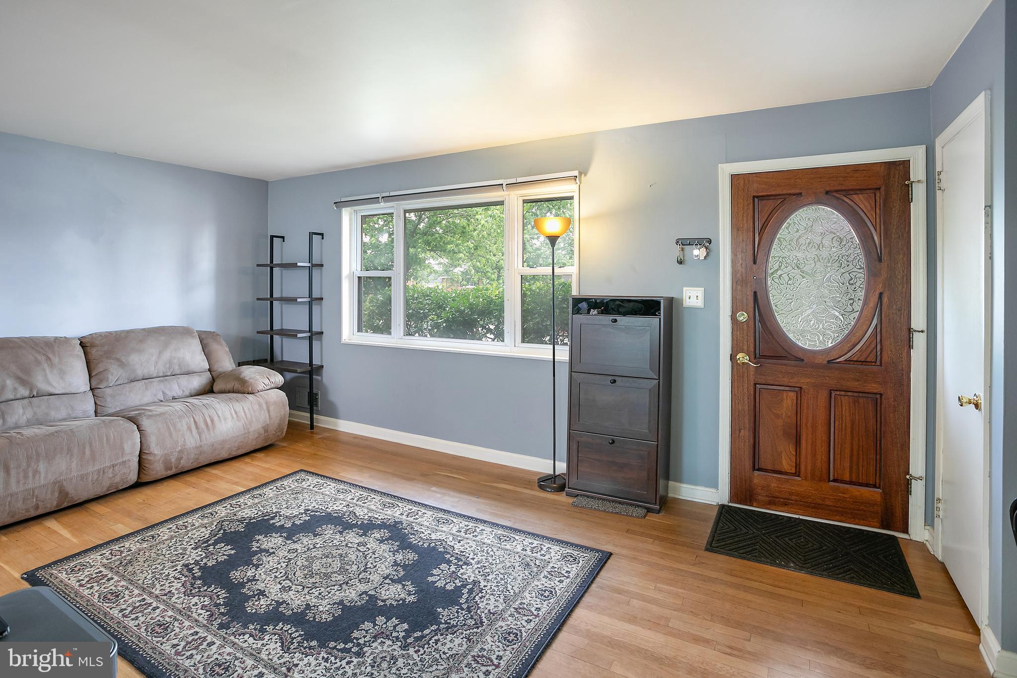 LYNBROOK - Residential Lease