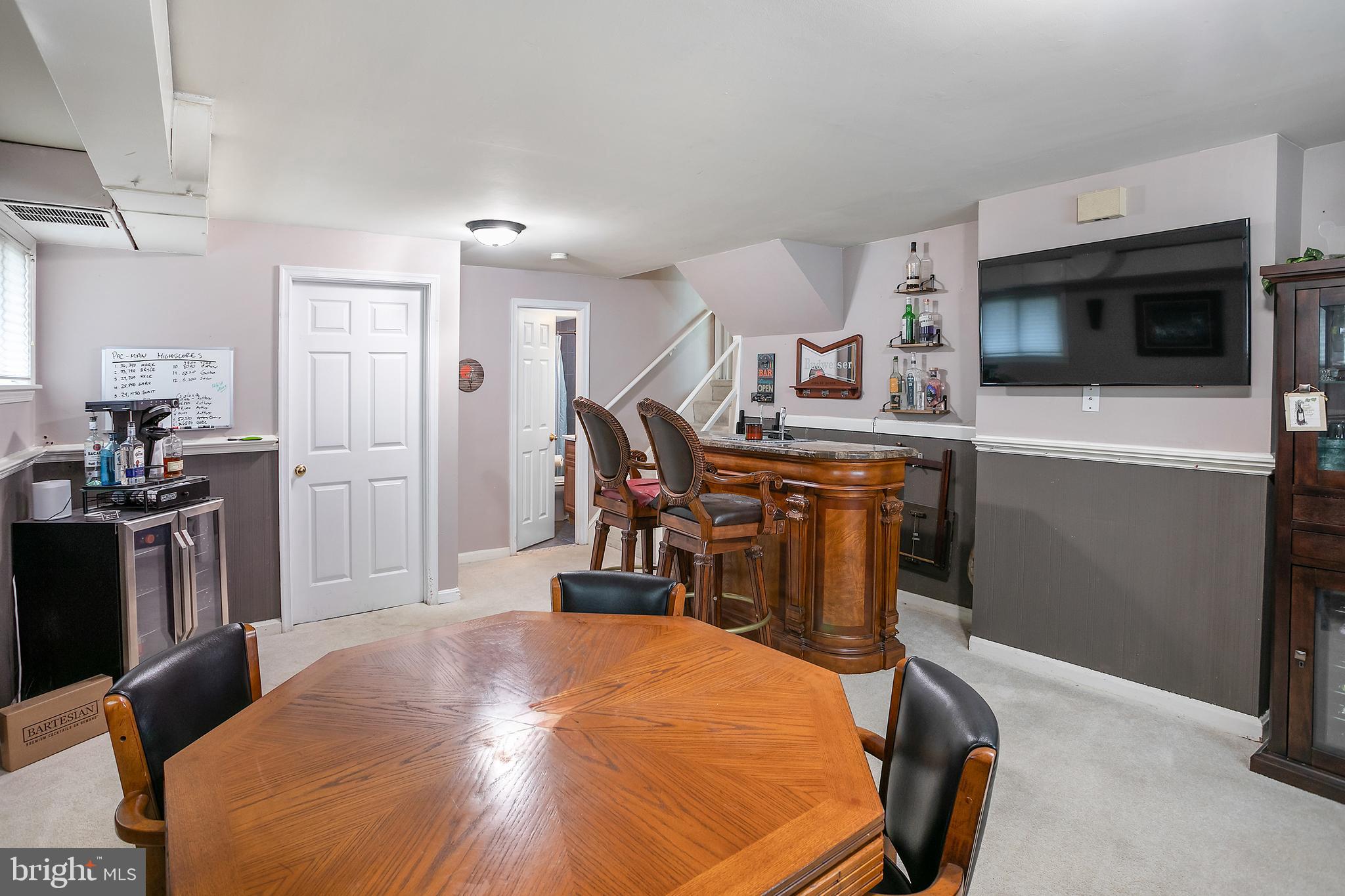 LYNBROOK - Residential Lease