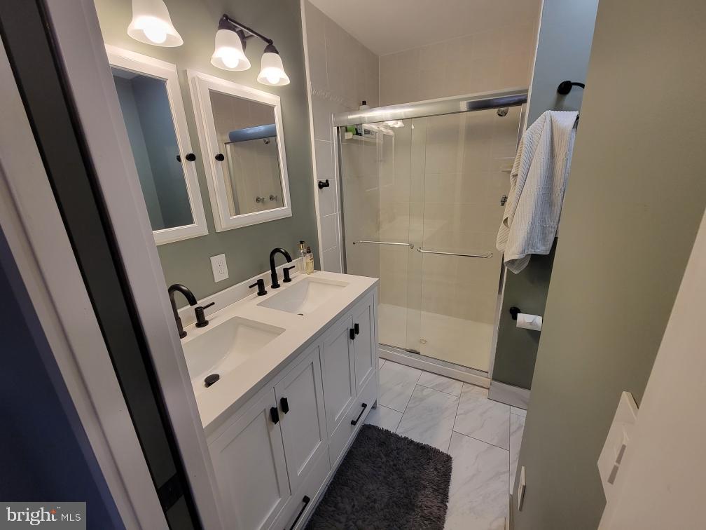 LITTLE RIVER VILLAGE - Residential Lease