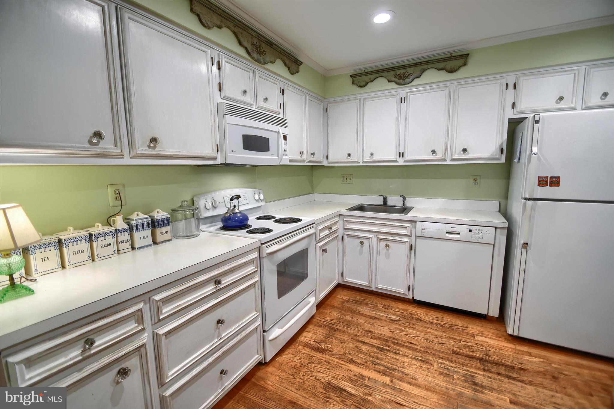 WEATHERSTONE - Residential