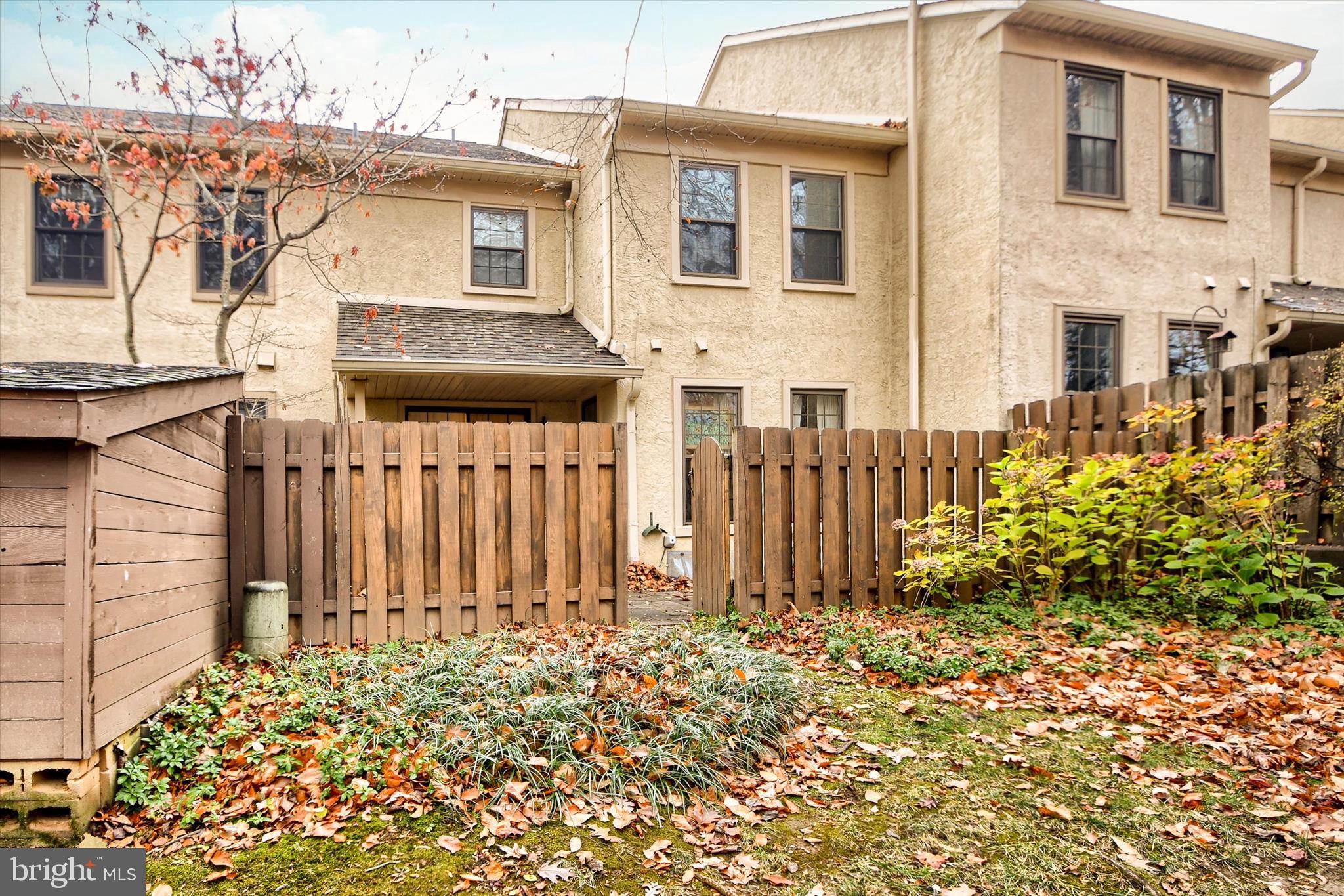 WEATHERSTONE - Residential