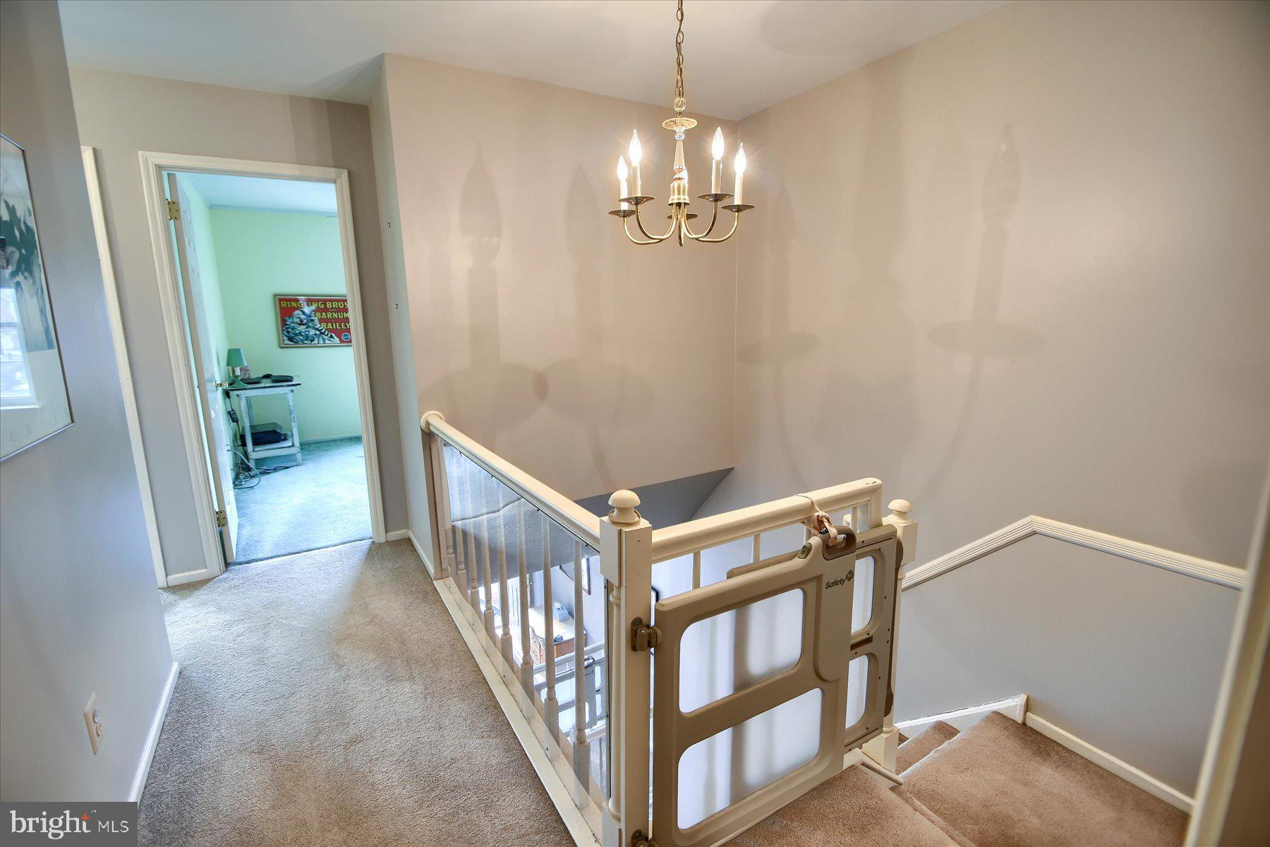 WEATHERSTONE - Residential