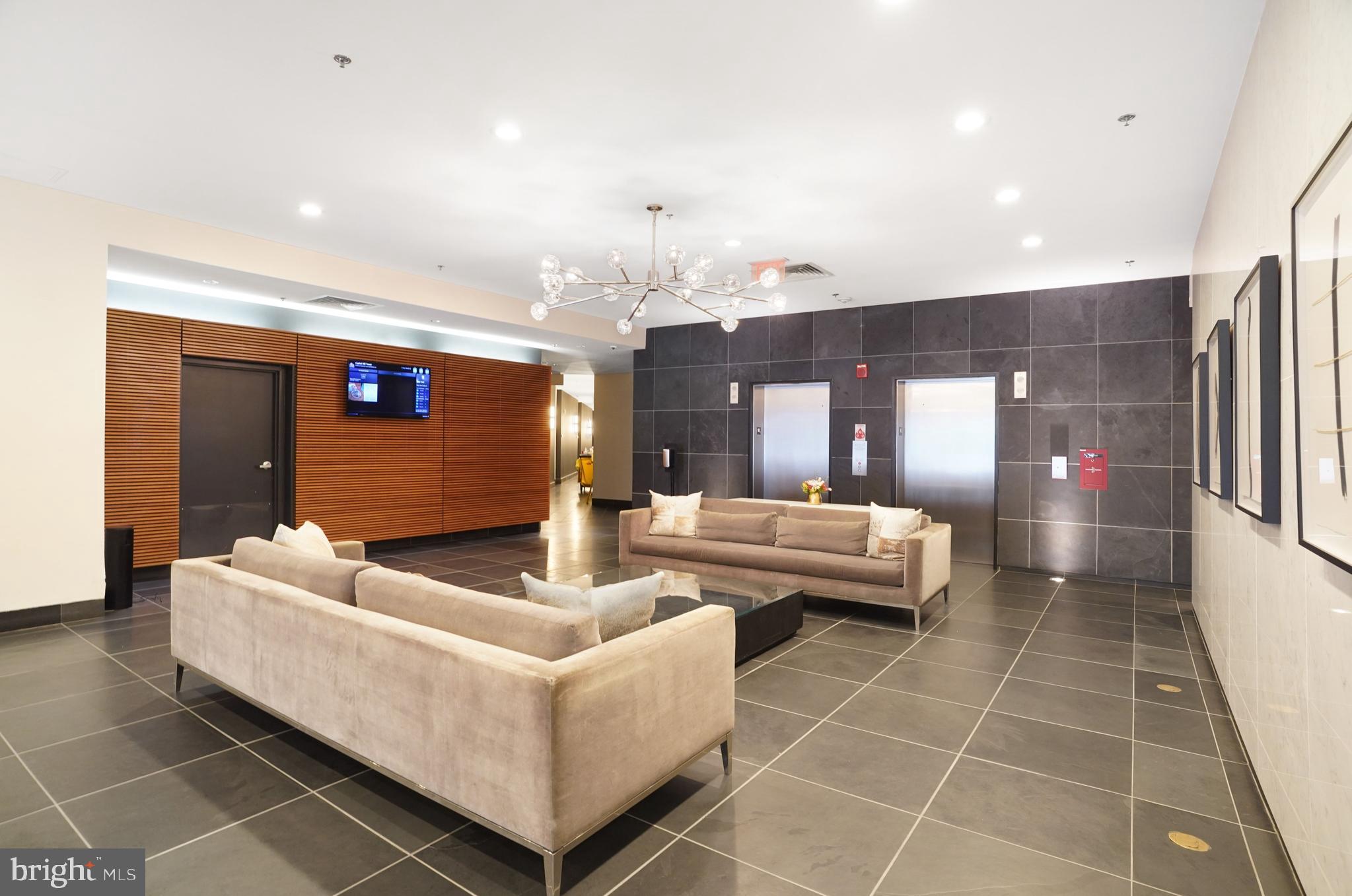 1000 NEW JERSEY AVENUE SE 1221