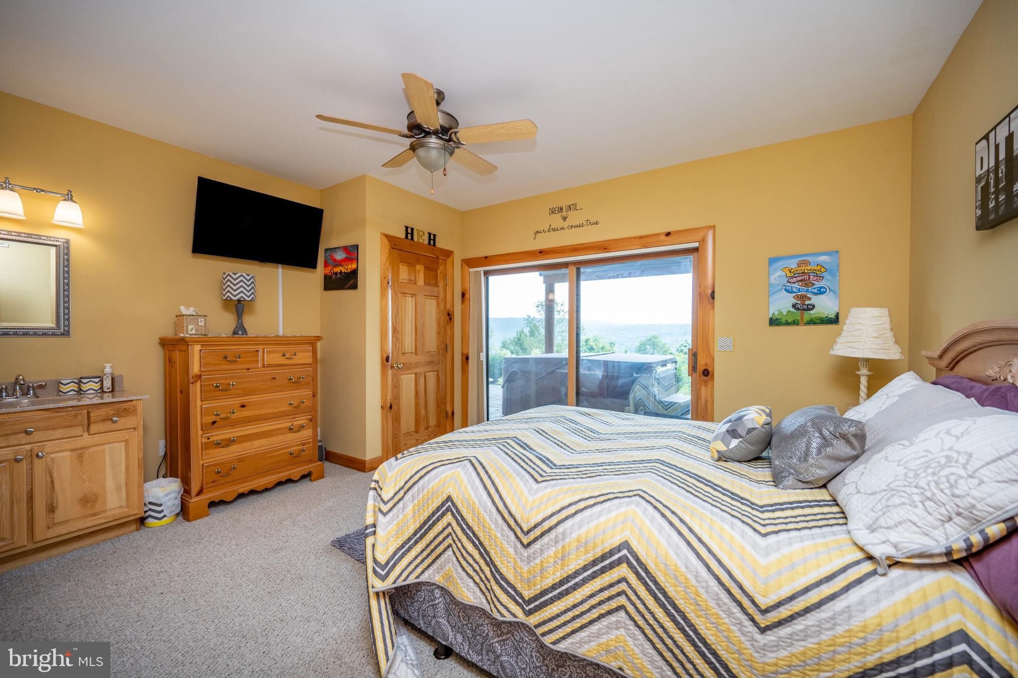 DEEP CREEK HIGHLANDS - Residential