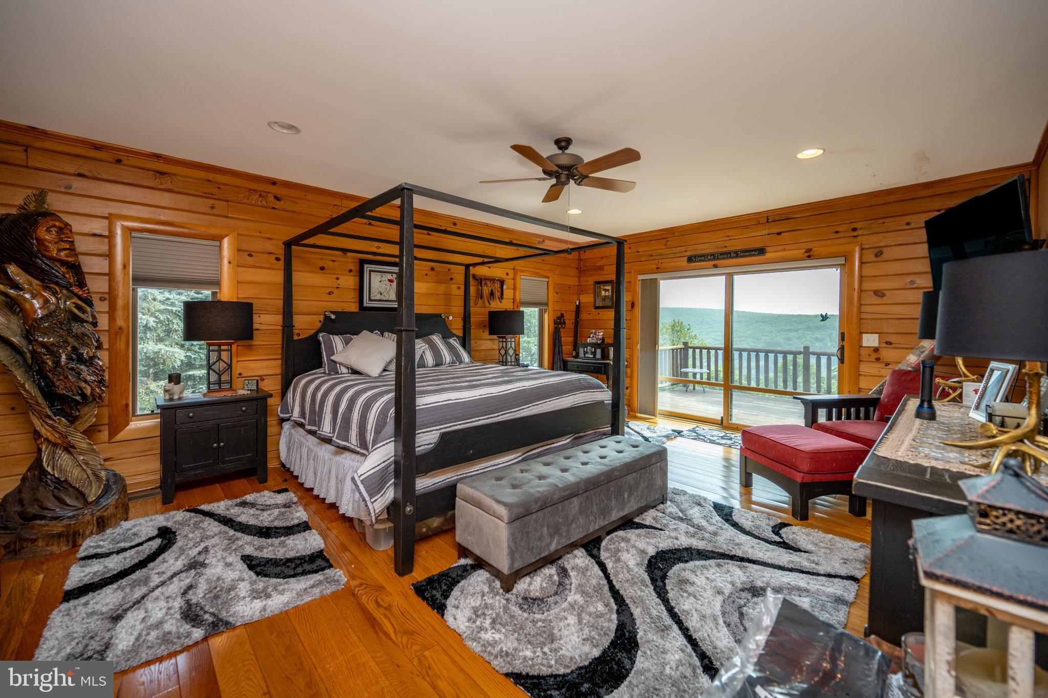 DEEP CREEK HIGHLANDS - Residential