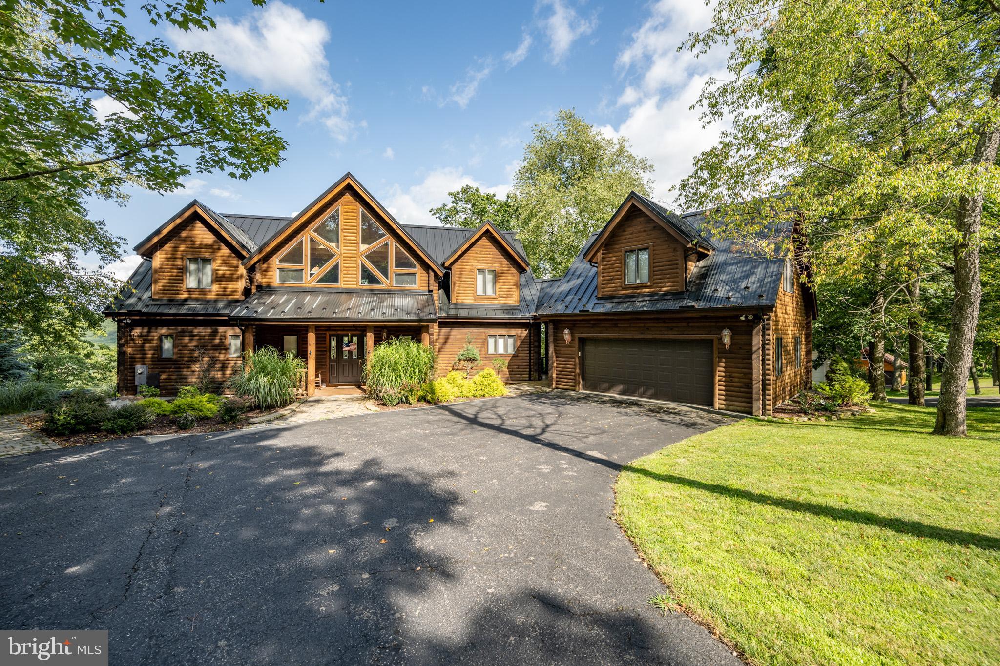 DEEP CREEK HIGHLANDS - Residential