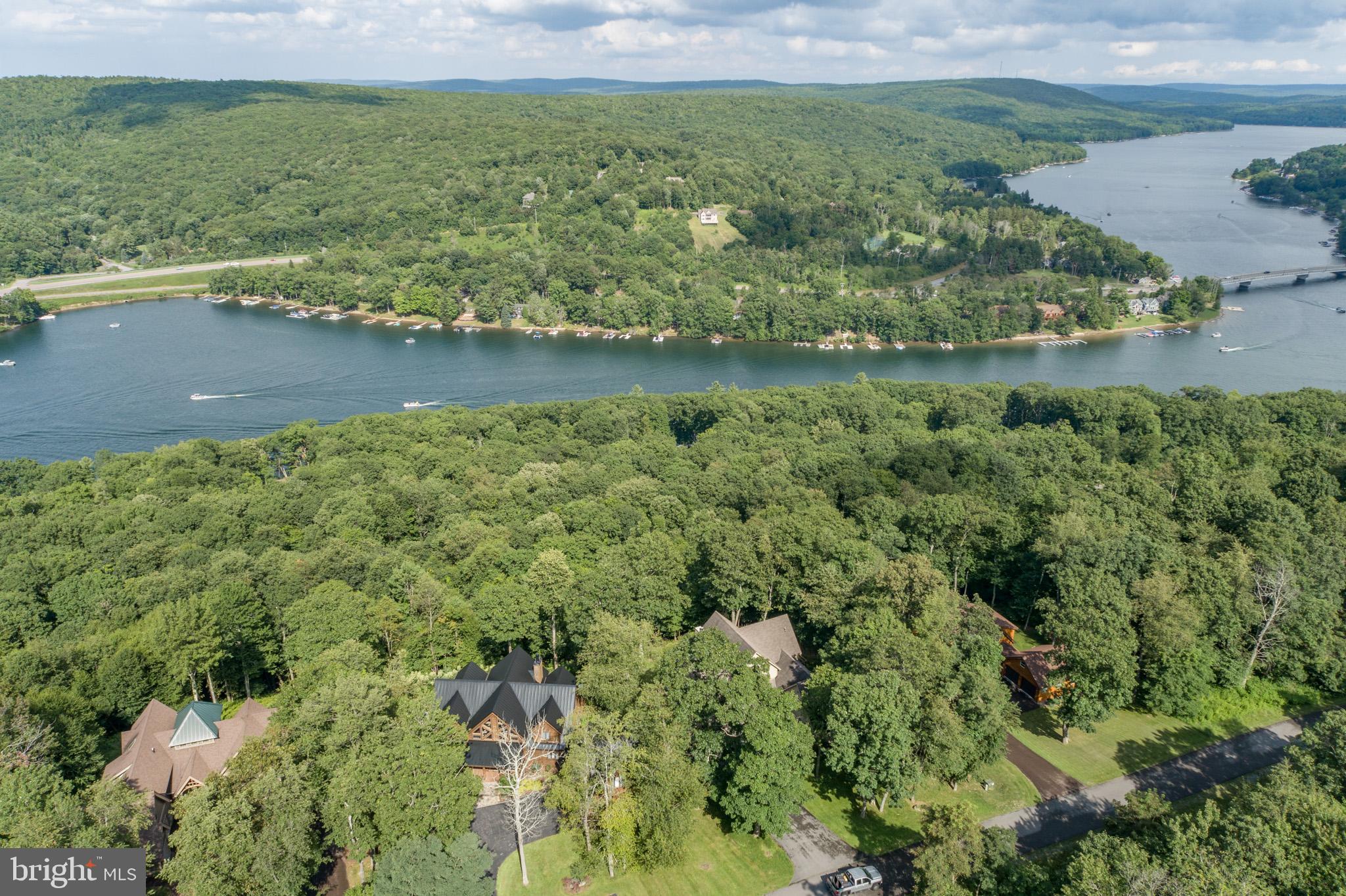 DEEP CREEK HIGHLANDS - Residential