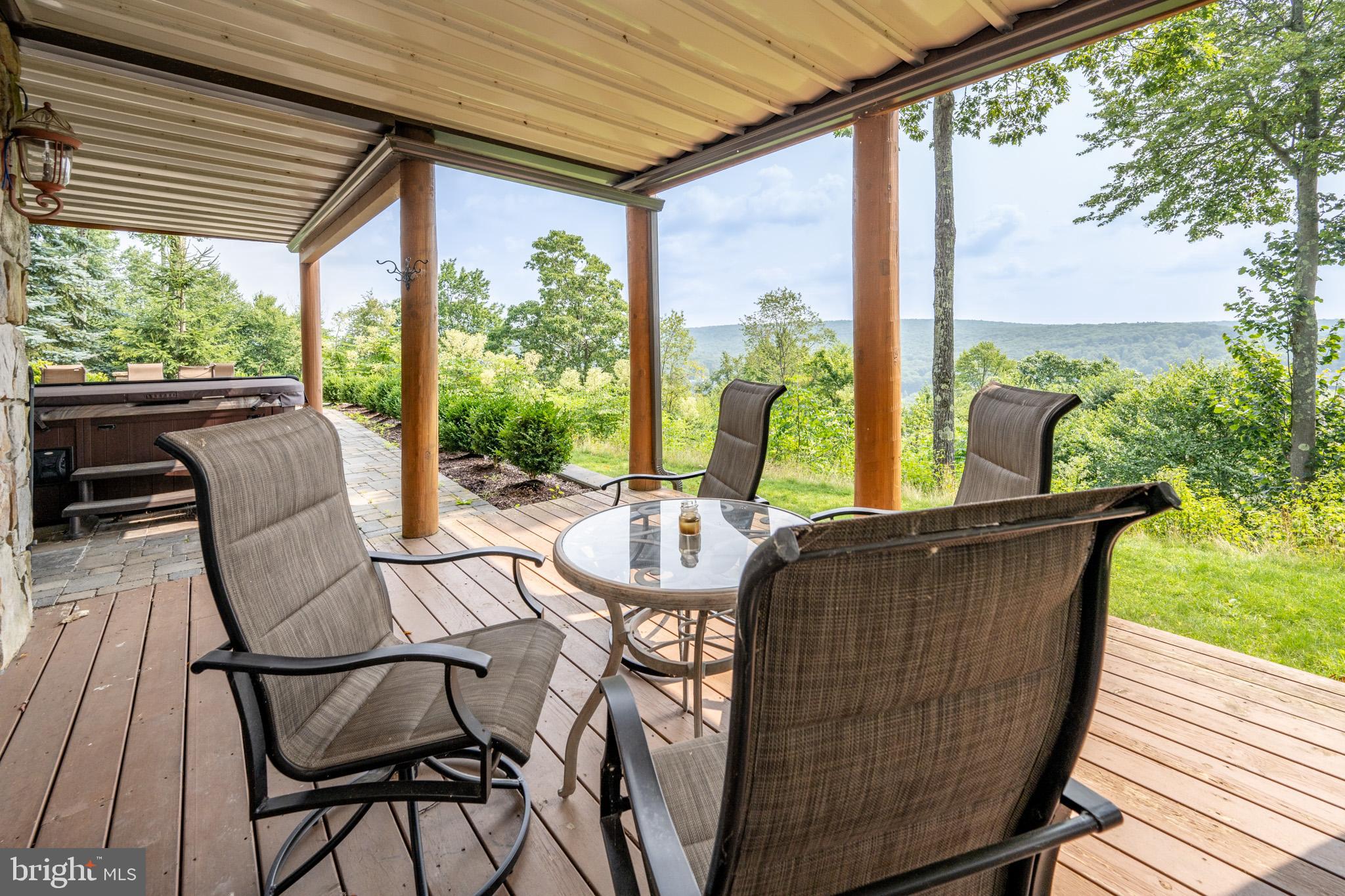 DEEP CREEK HIGHLANDS - Residential