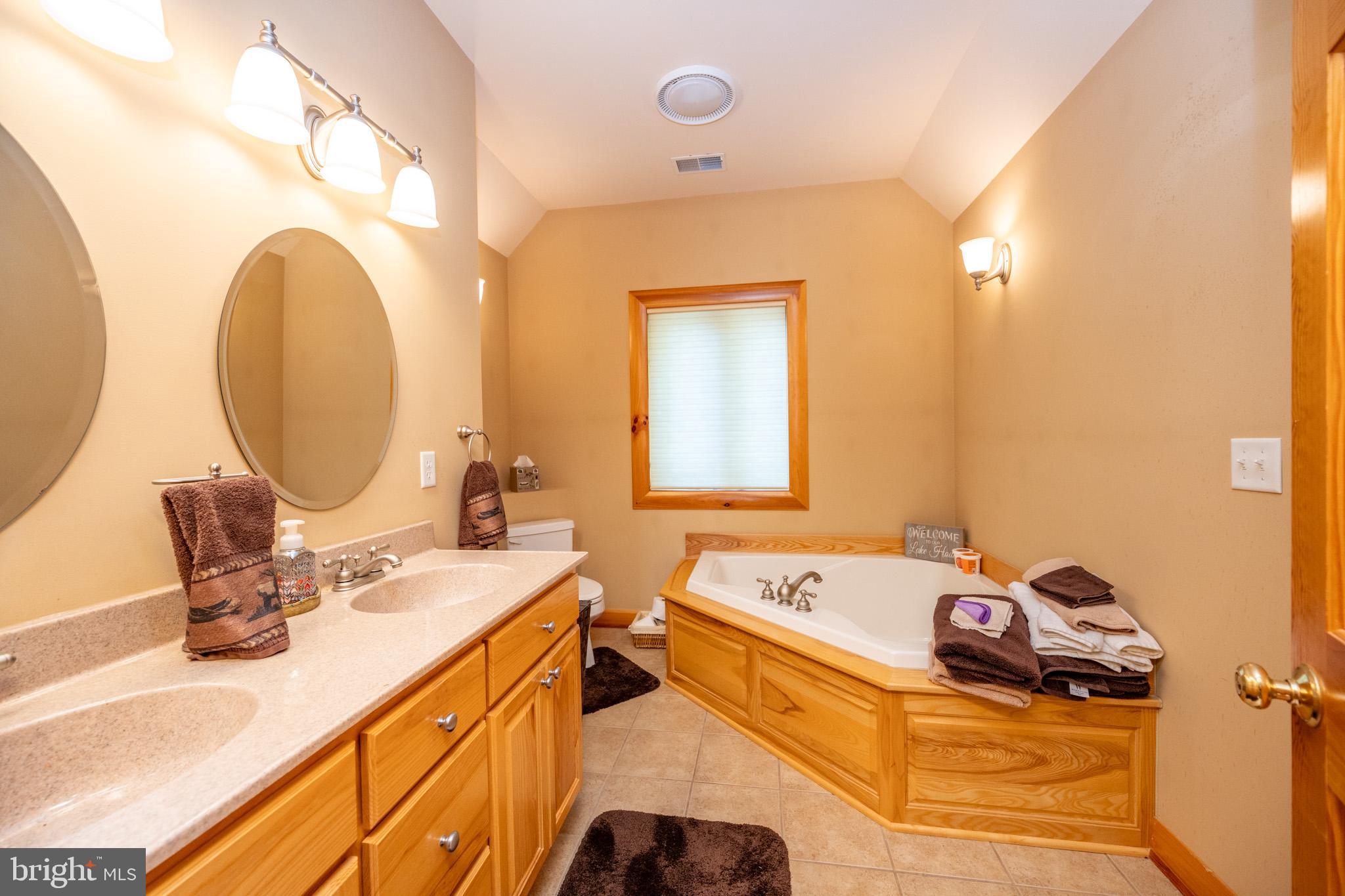 DEEP CREEK HIGHLANDS - Residential