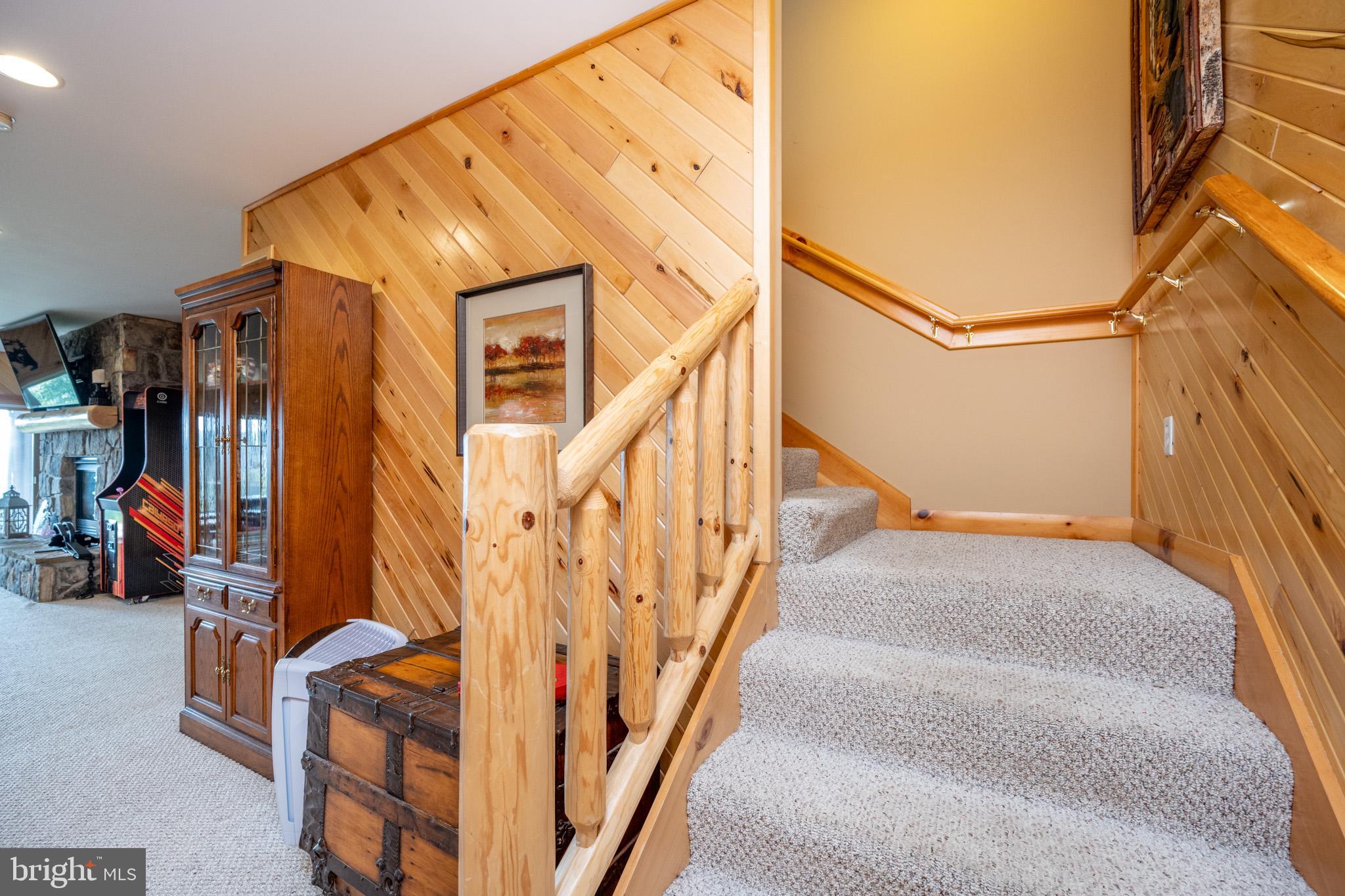 DEEP CREEK HIGHLANDS - Residential