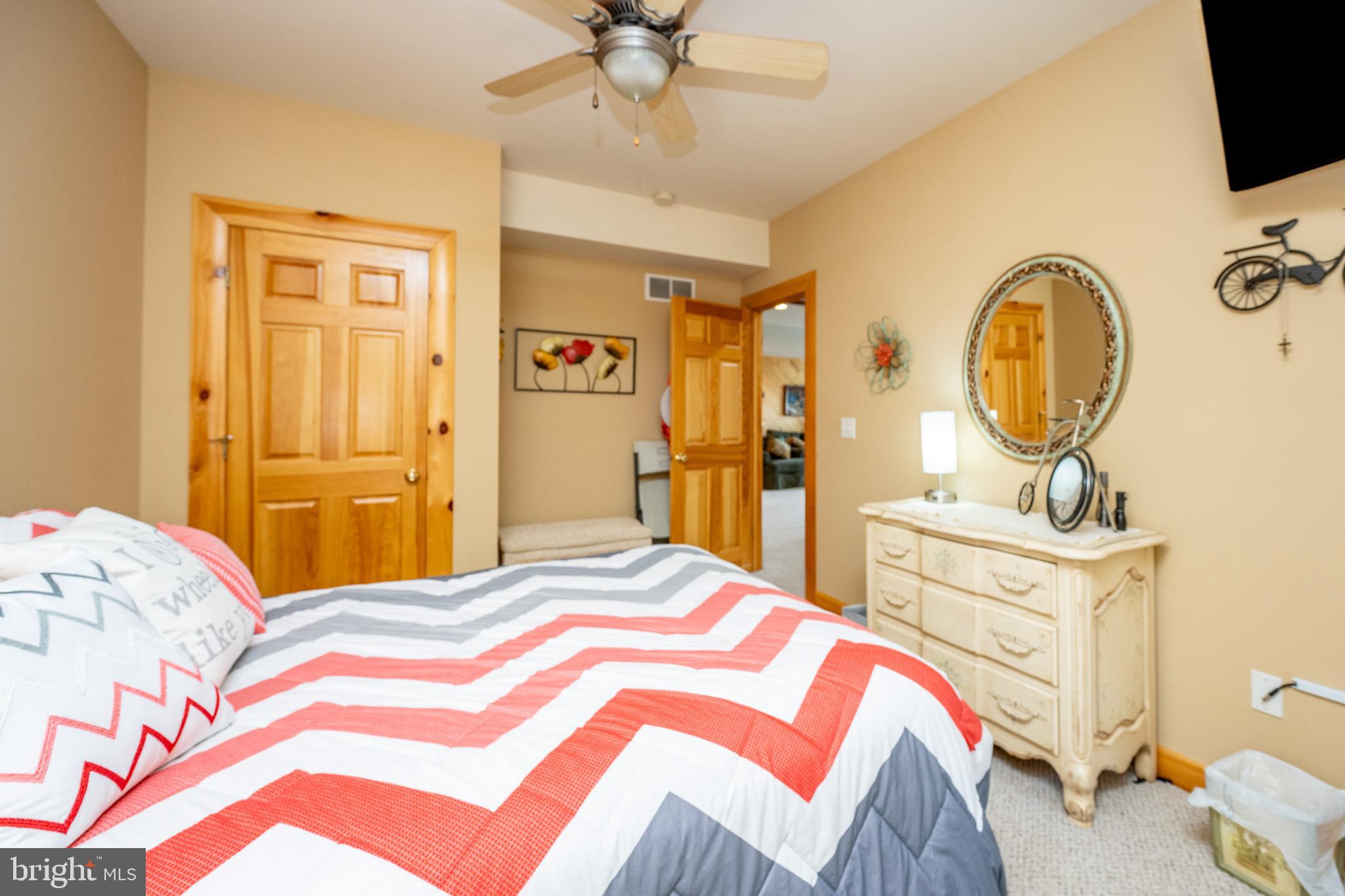 DEEP CREEK HIGHLANDS - Residential