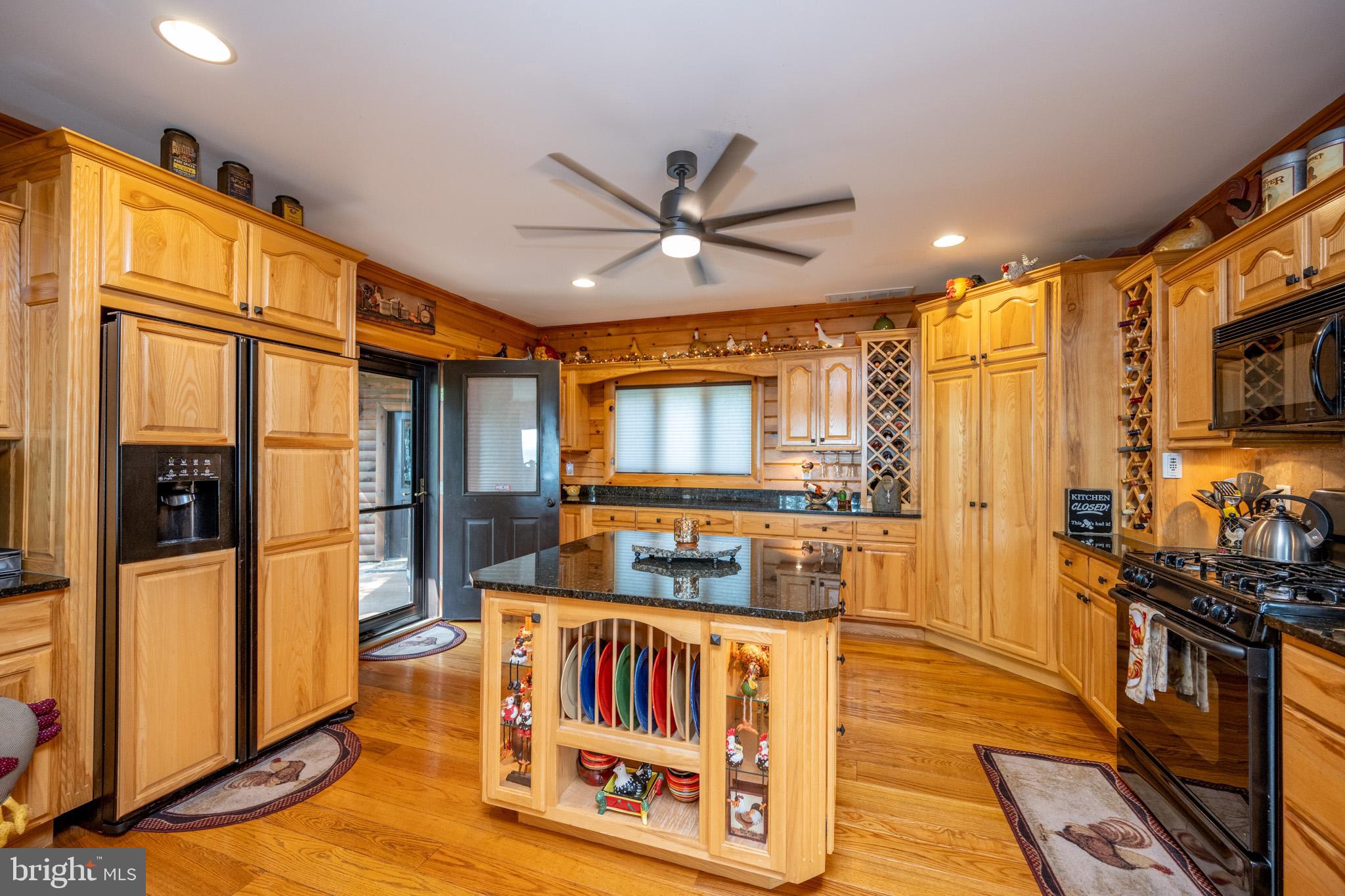 DEEP CREEK HIGHLANDS - Residential